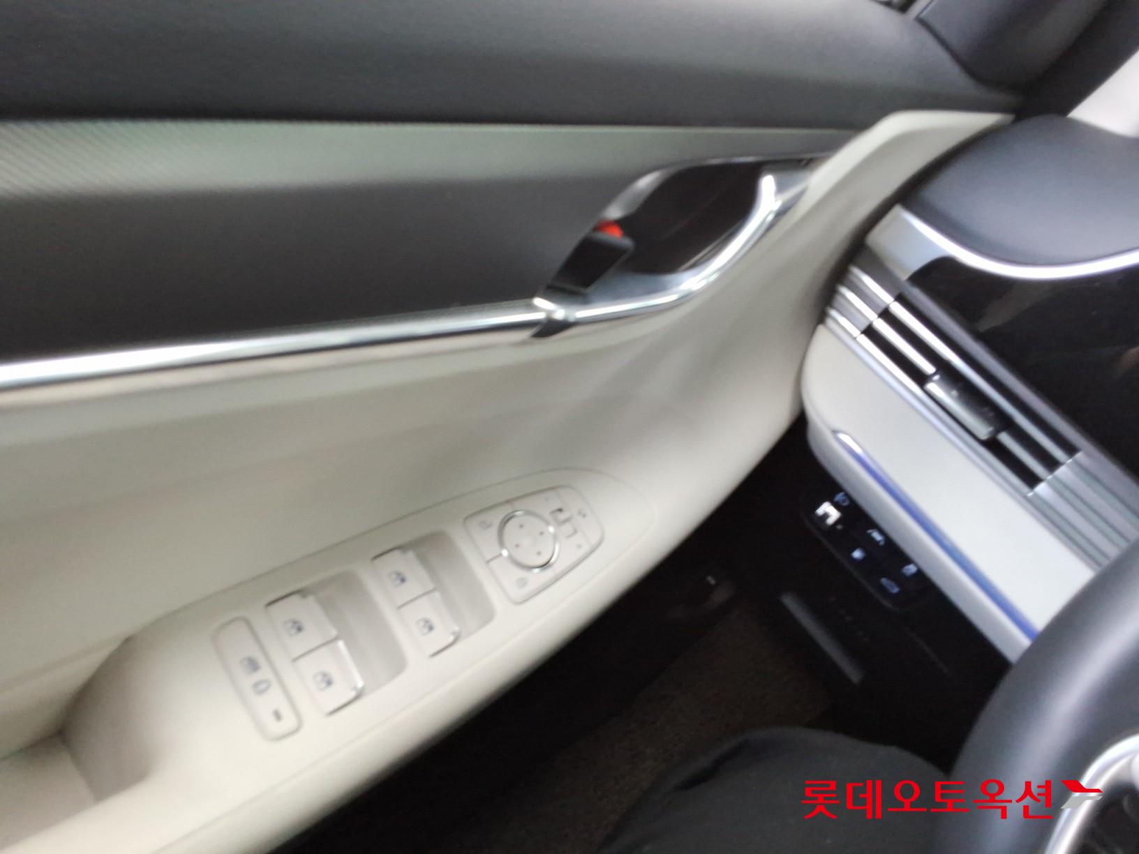 Hyundai Grandeur Hybrid id 3837049 из Кореи 28