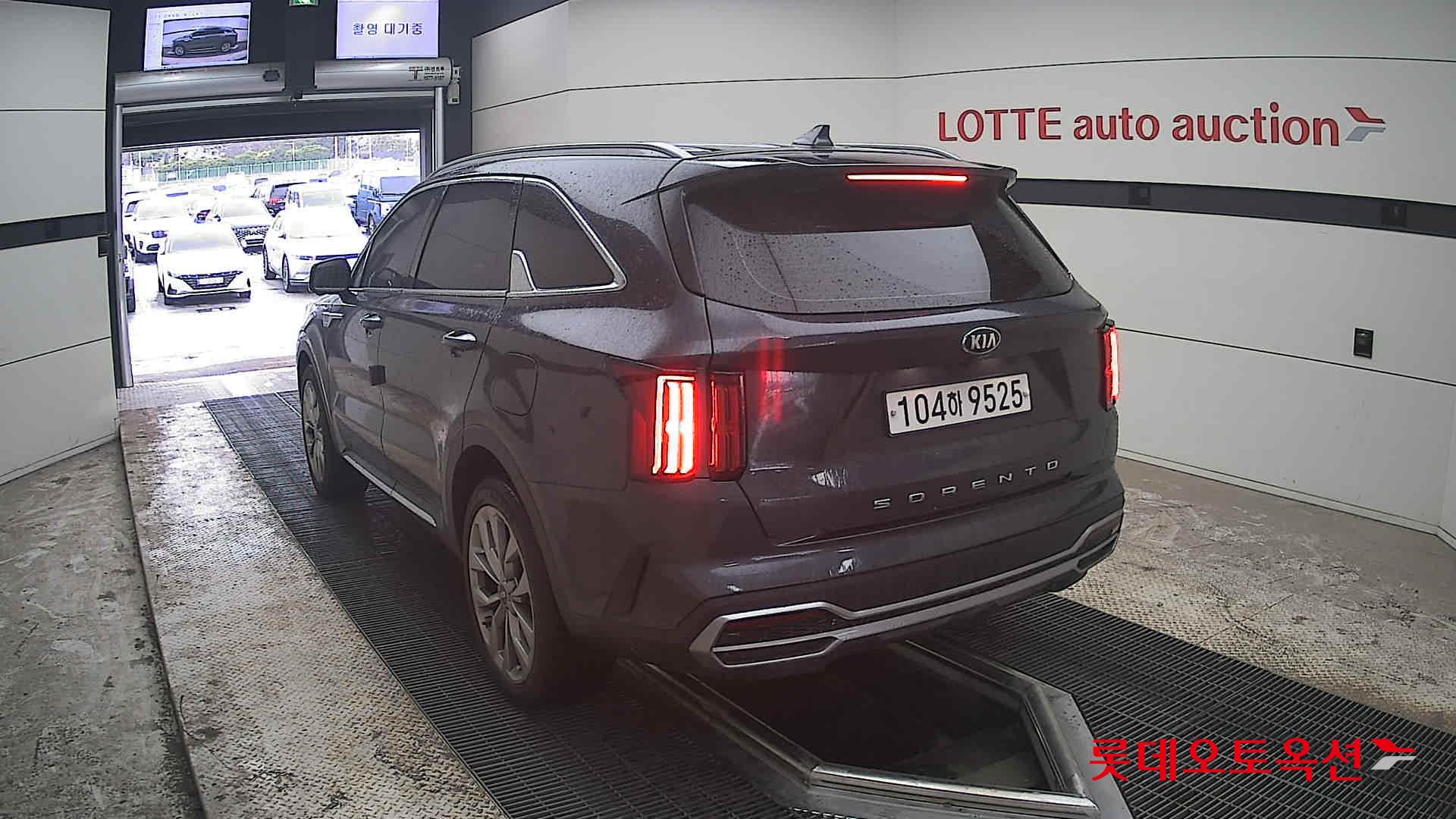 Kia Sorento - 16