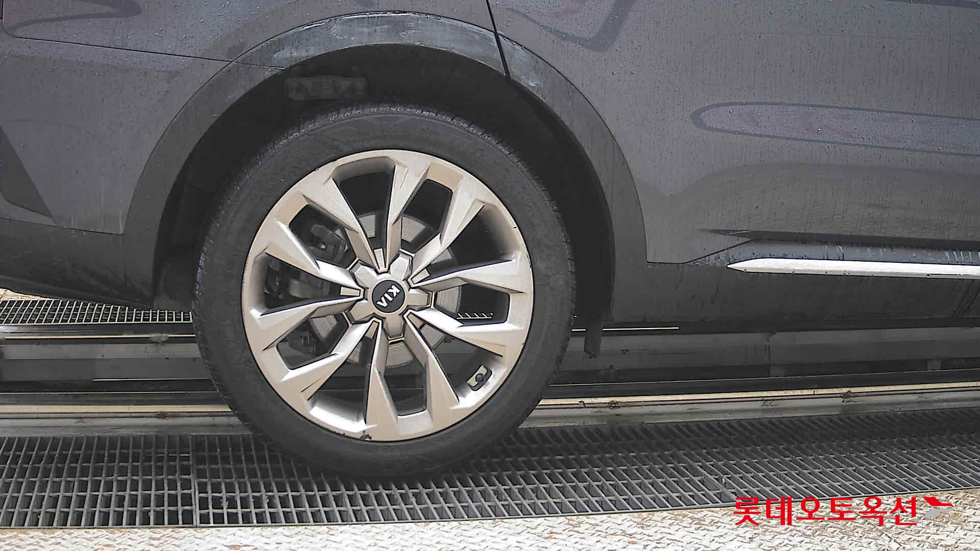 Kia Sorento - 28