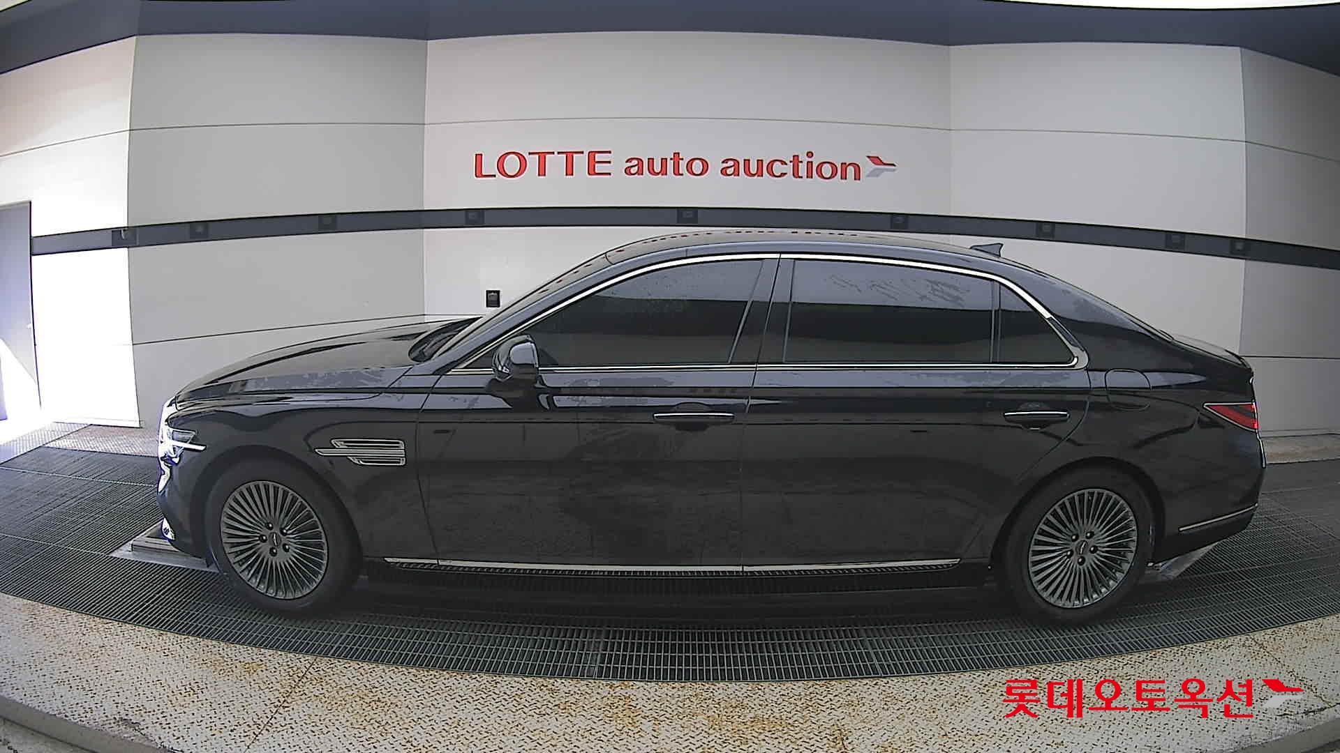 2021 - genesis g90