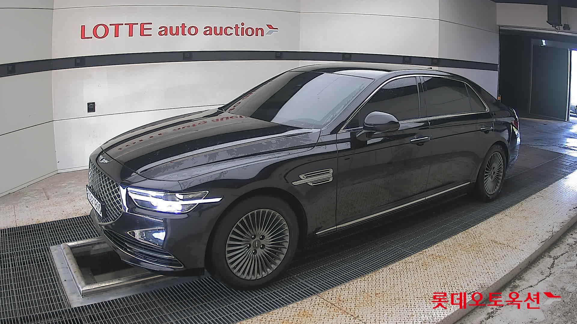 2021 - genesis g90