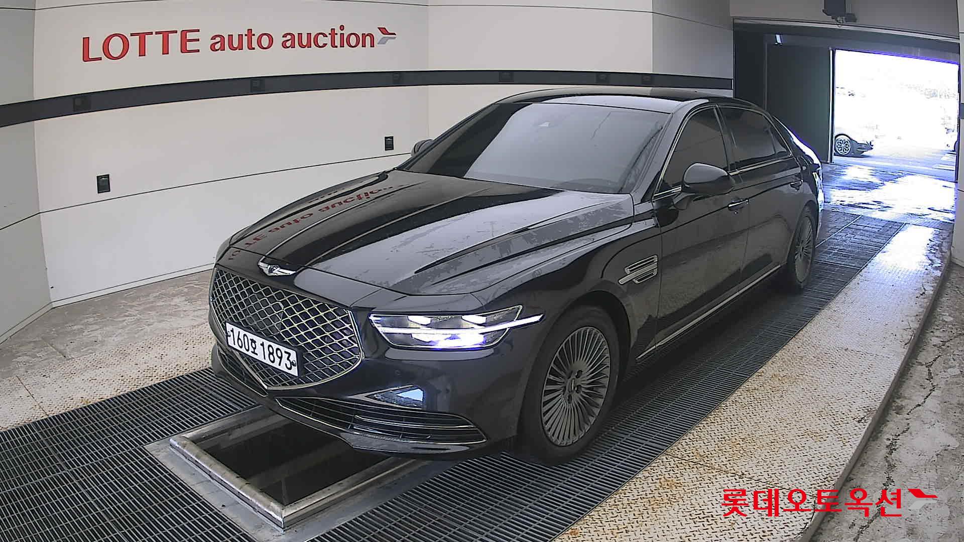 2021 - genesis g90