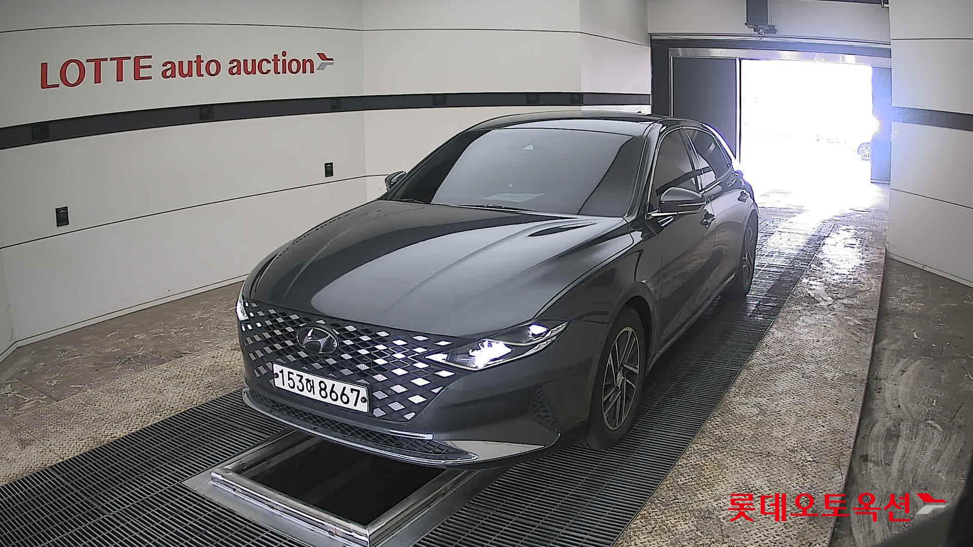 هيونداي أزيرا