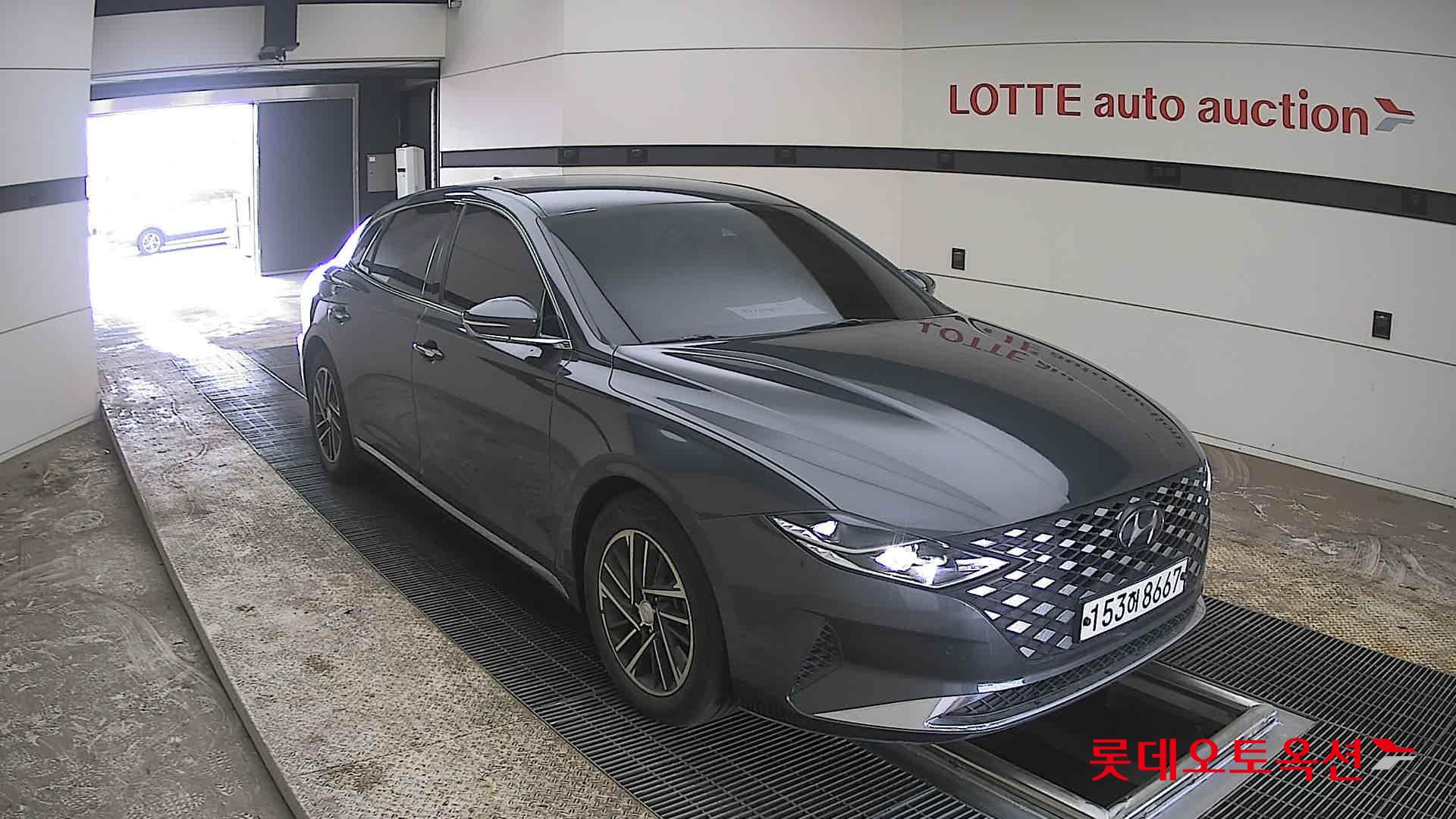 هيونداي أزيرا