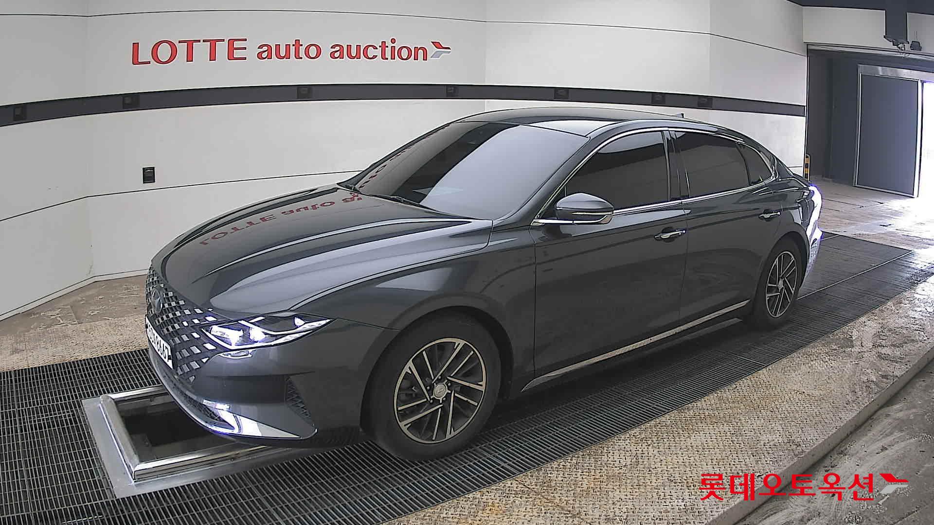 هيونداي أزيرا