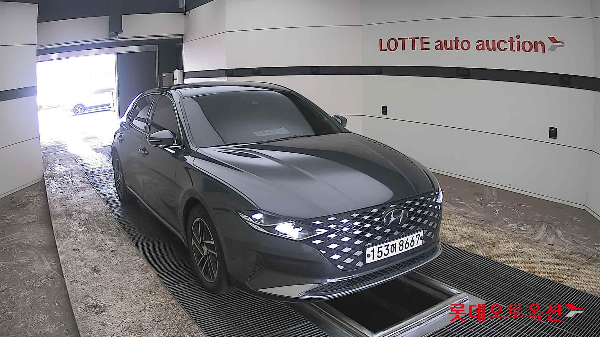 هيونداي أزيرا