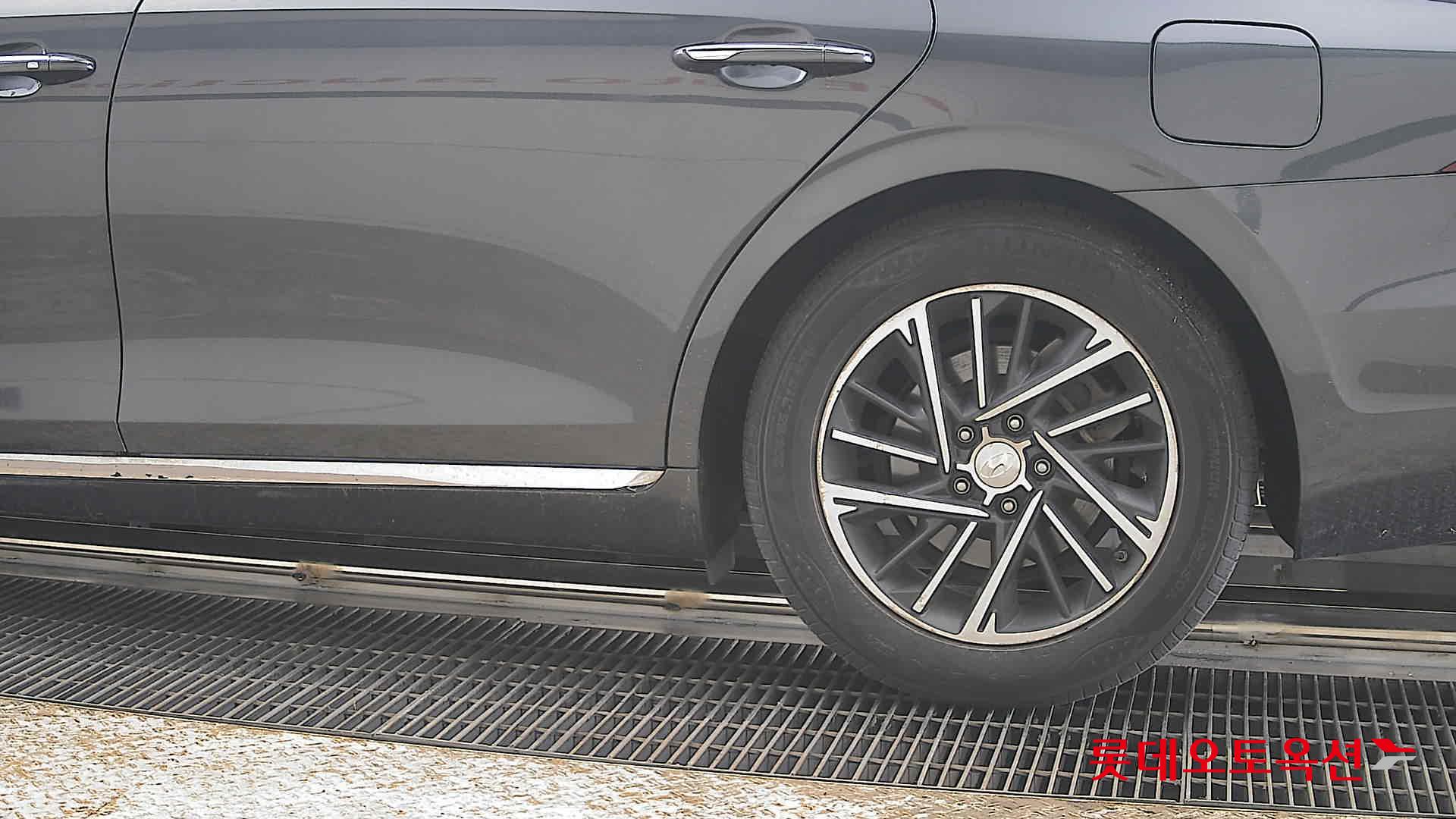 هيونداي أزيرا