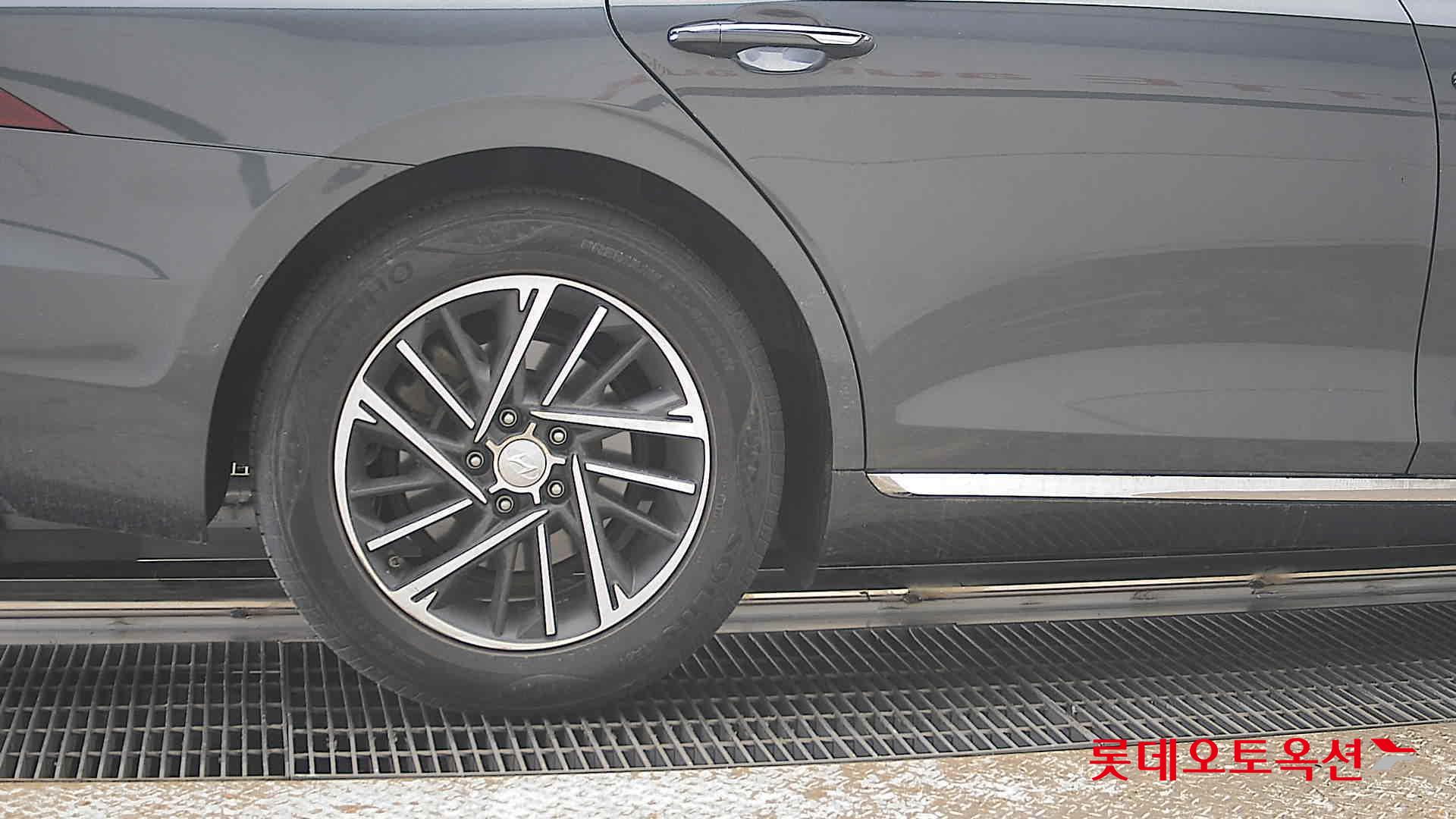 هيونداي أزيرا