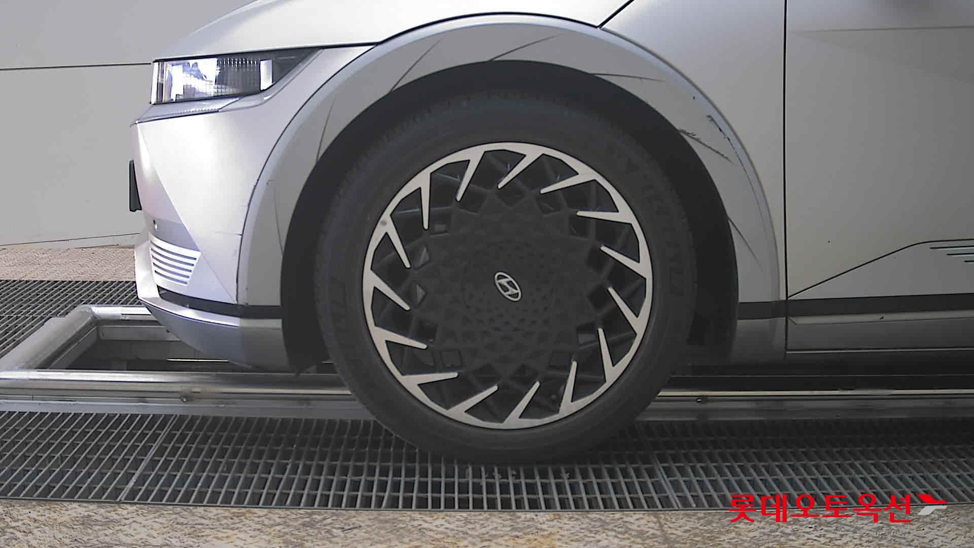 هيونداي أيونيك