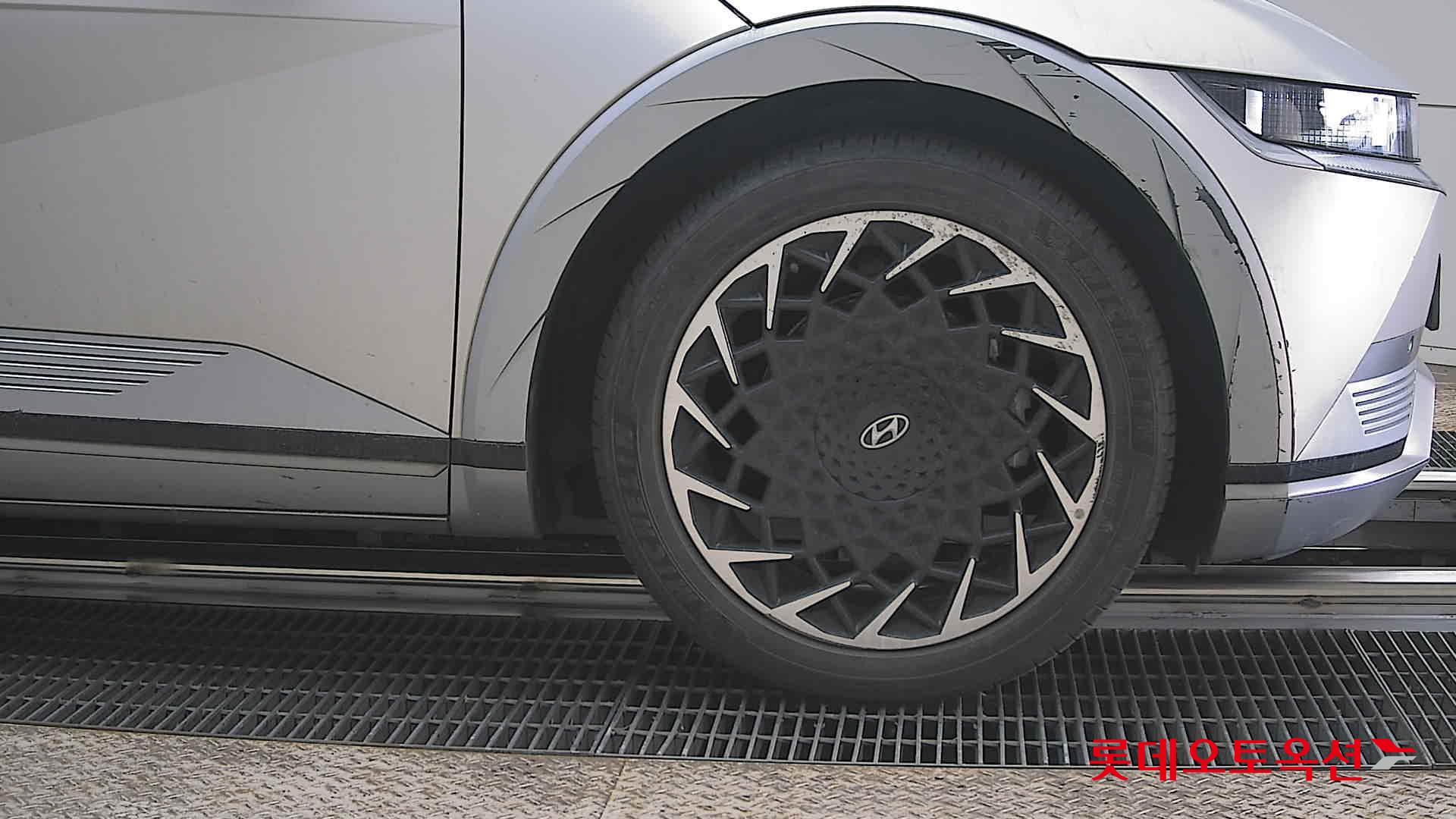 هيونداي أيونيك