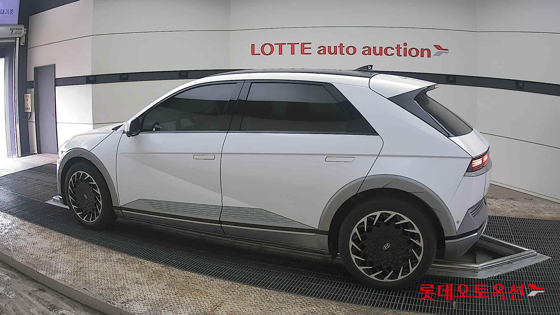 هيونداي أيونيك