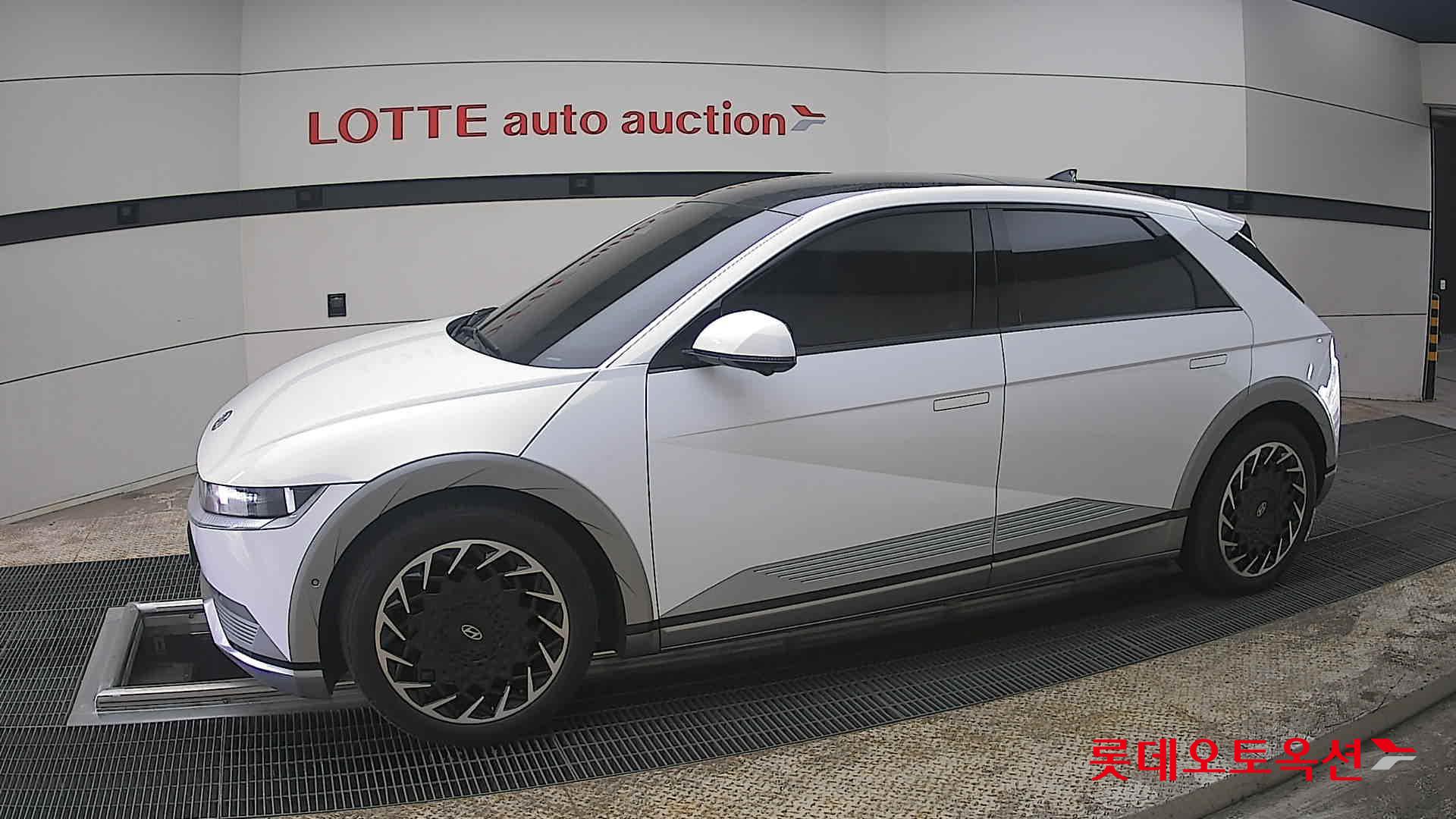 هيونداي أيونيك