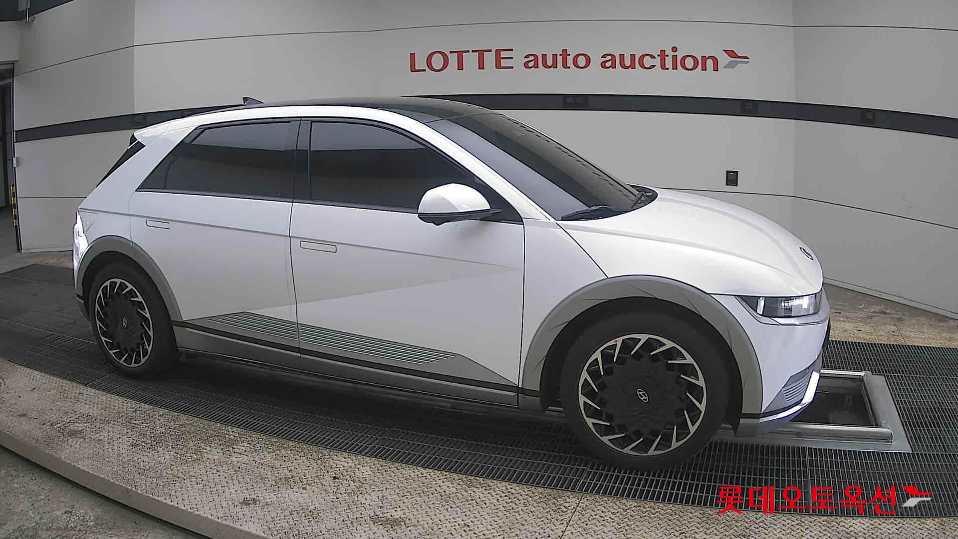 هيونداي أيونيك