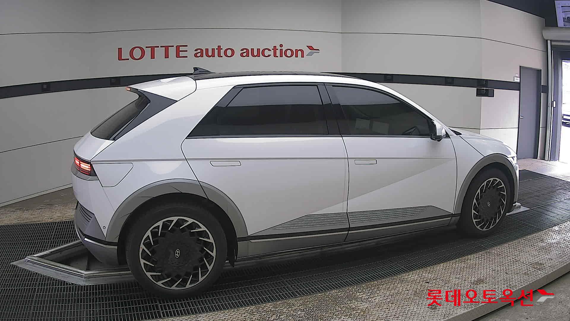 هيونداي أيونيك