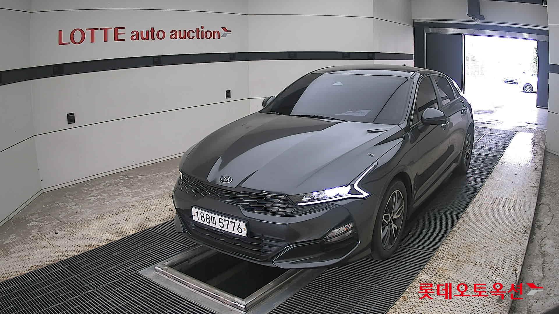 2020 - kia k5