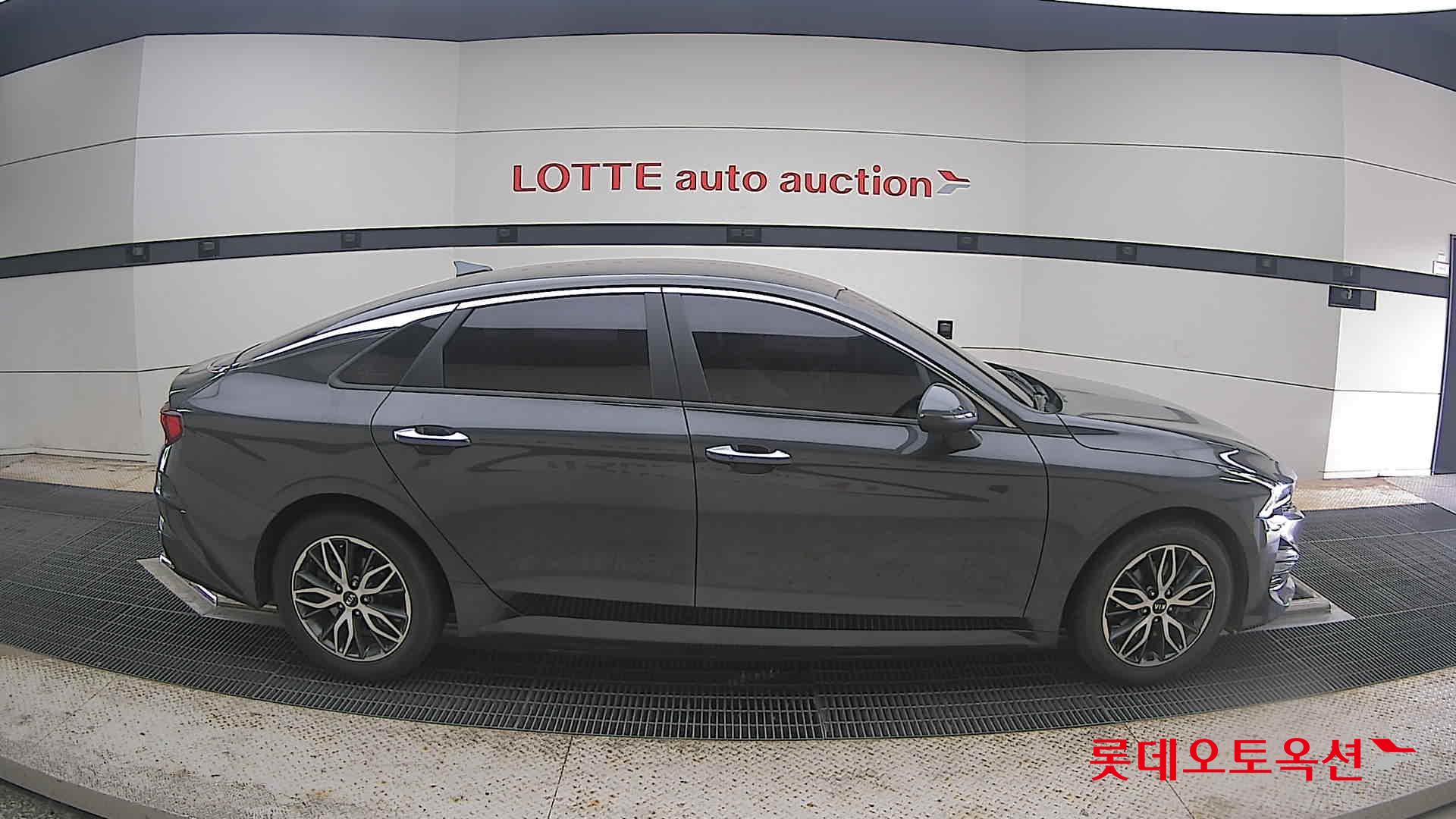 2020 - kia k5