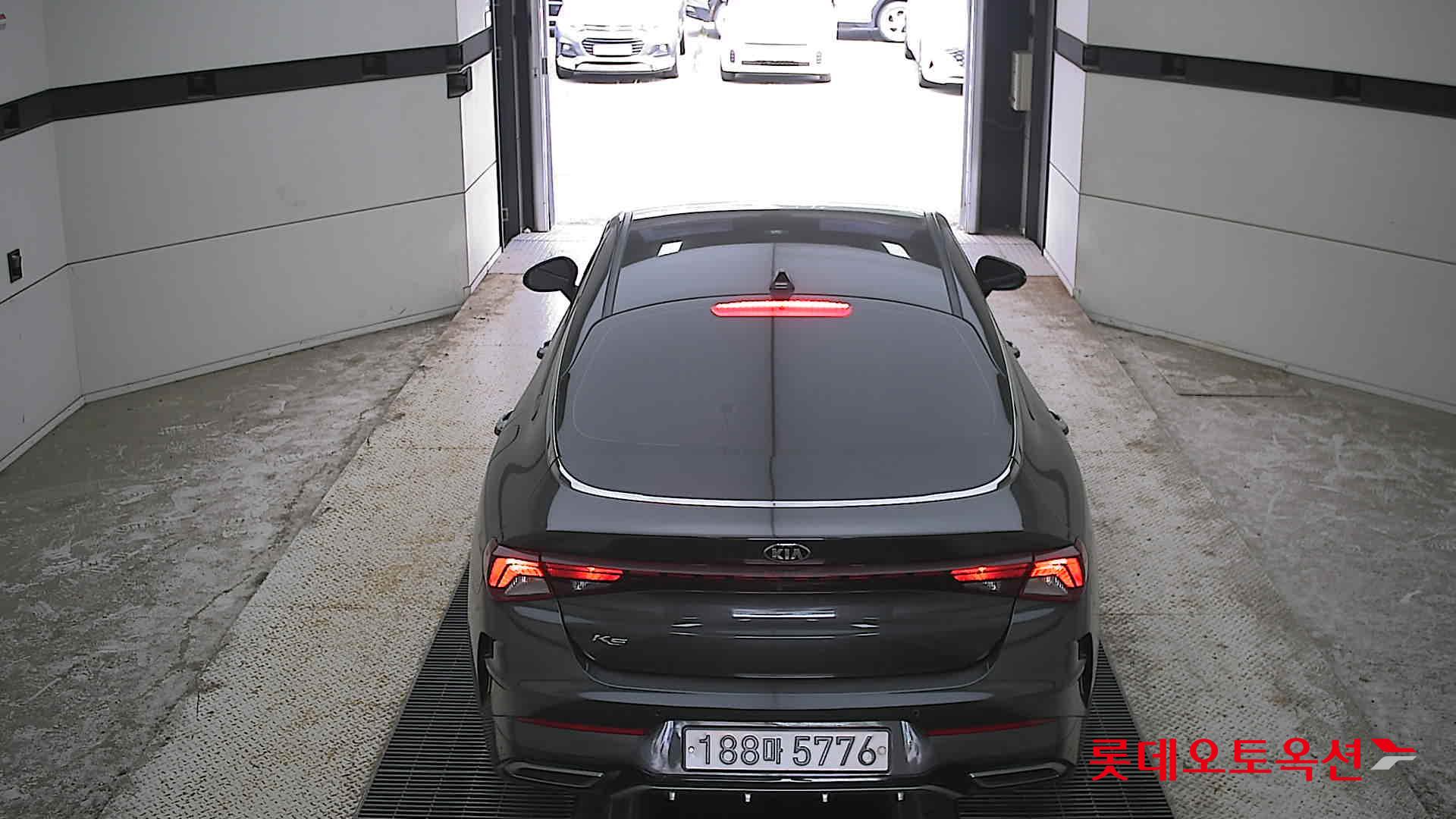 2020 - kia k5