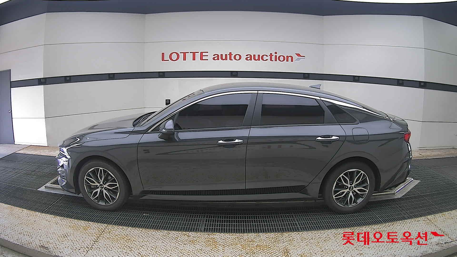 2020 - kia k5