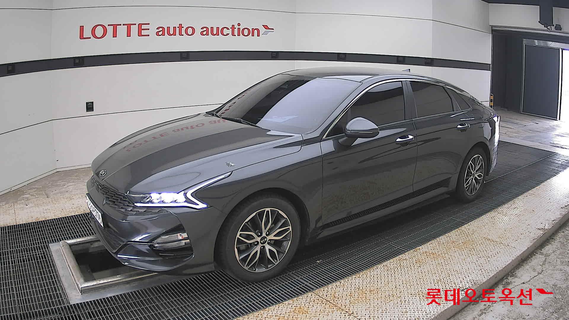 2020 - kia k5