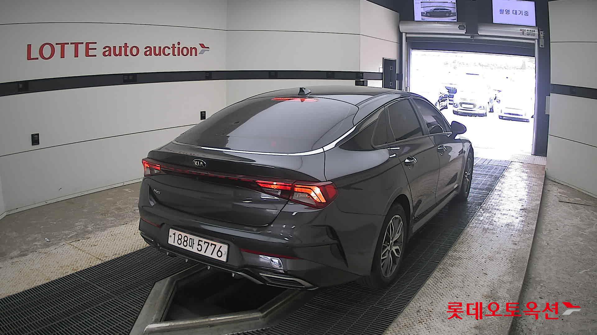 2020 - kia k5