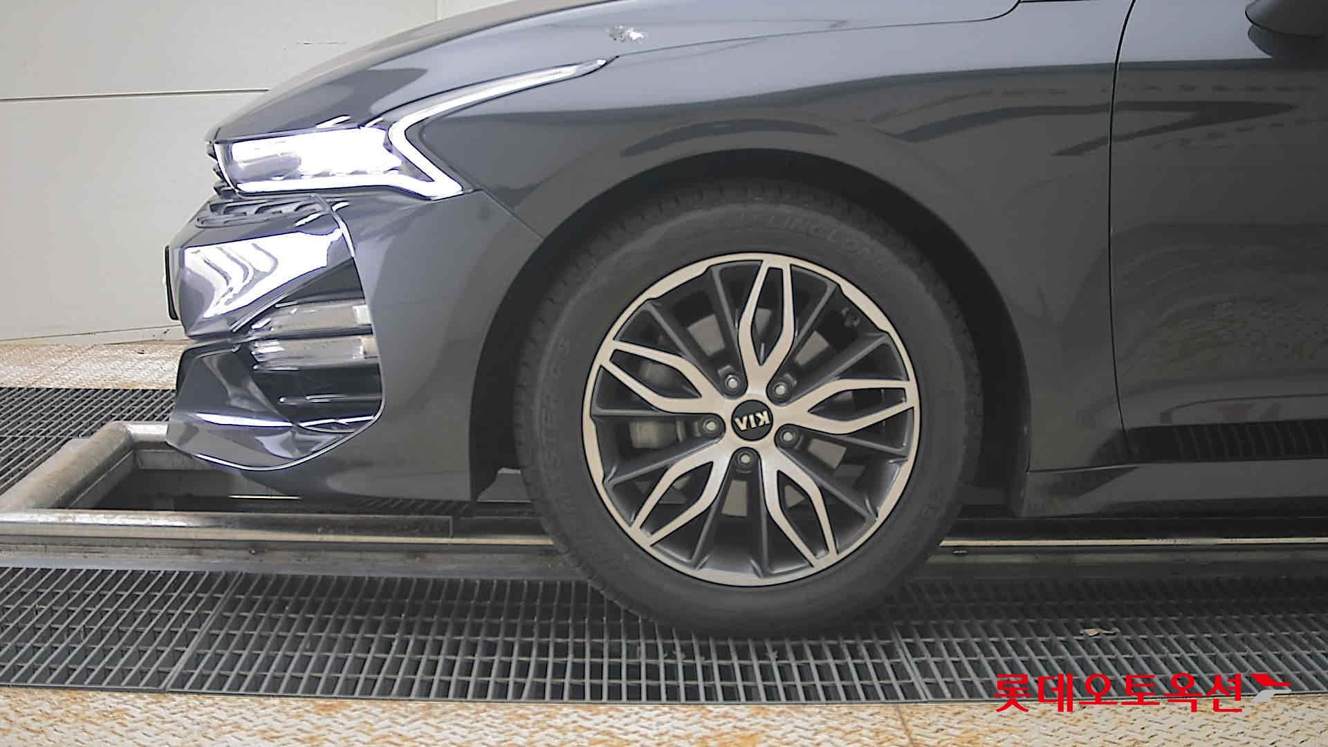2020 - kia k5