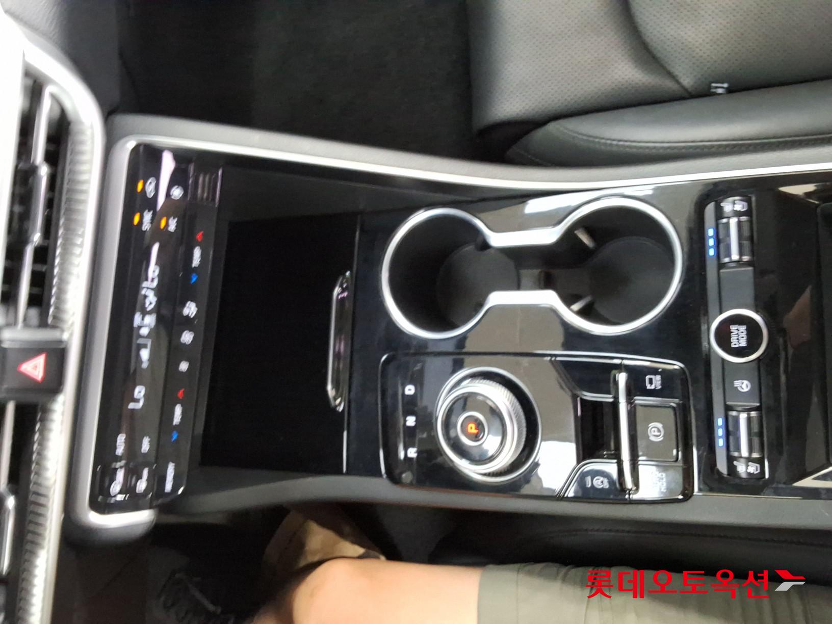 2020 - kia k5