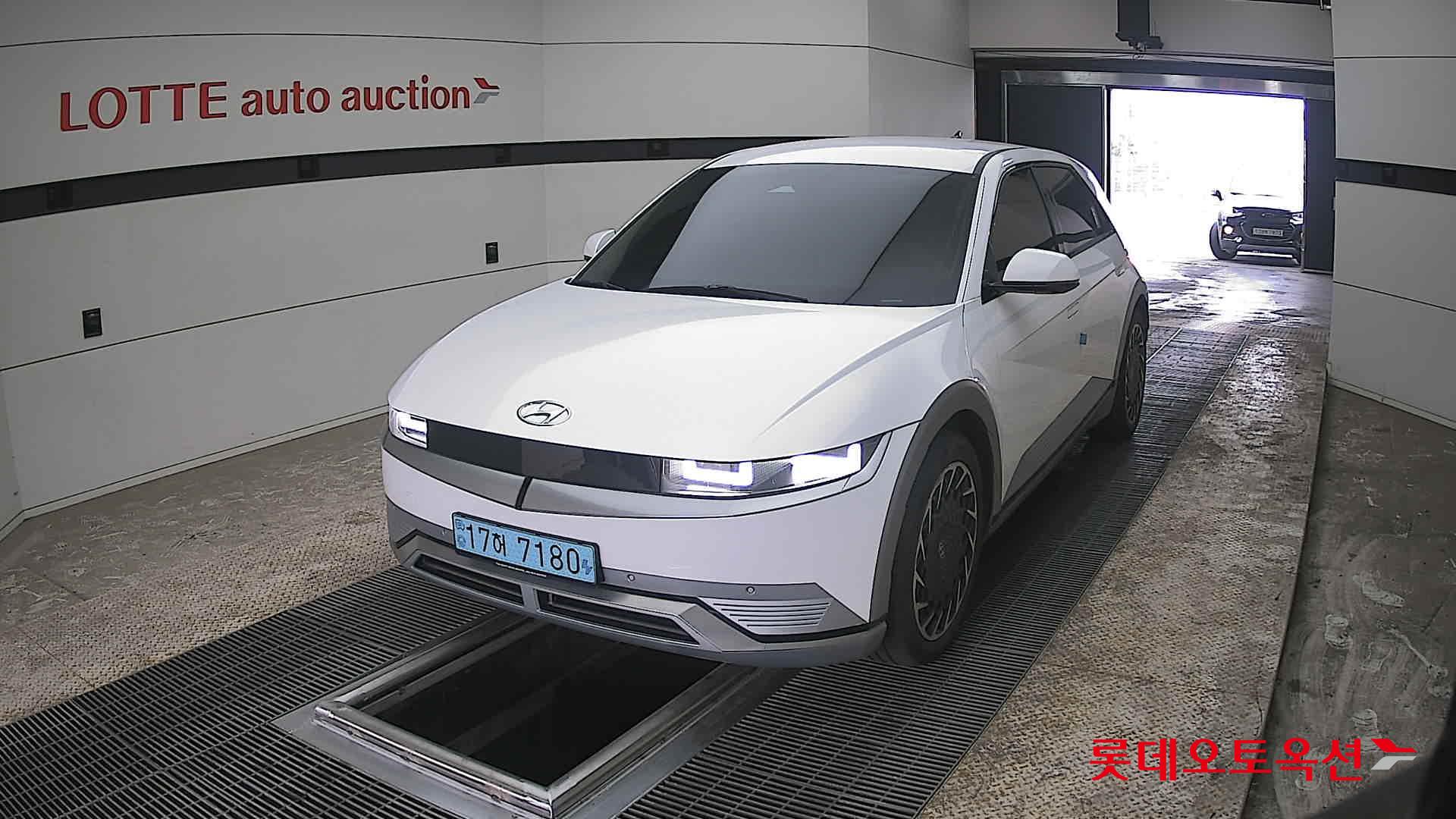 هيونداي أيونيك