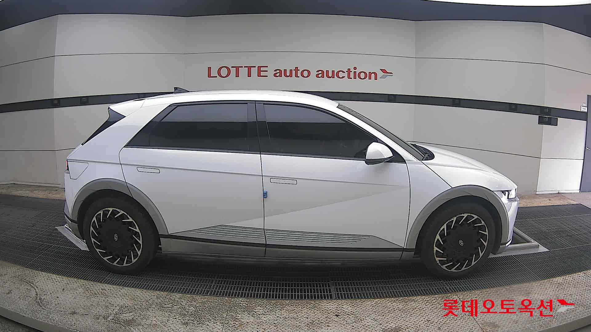 هيونداي أيونيك