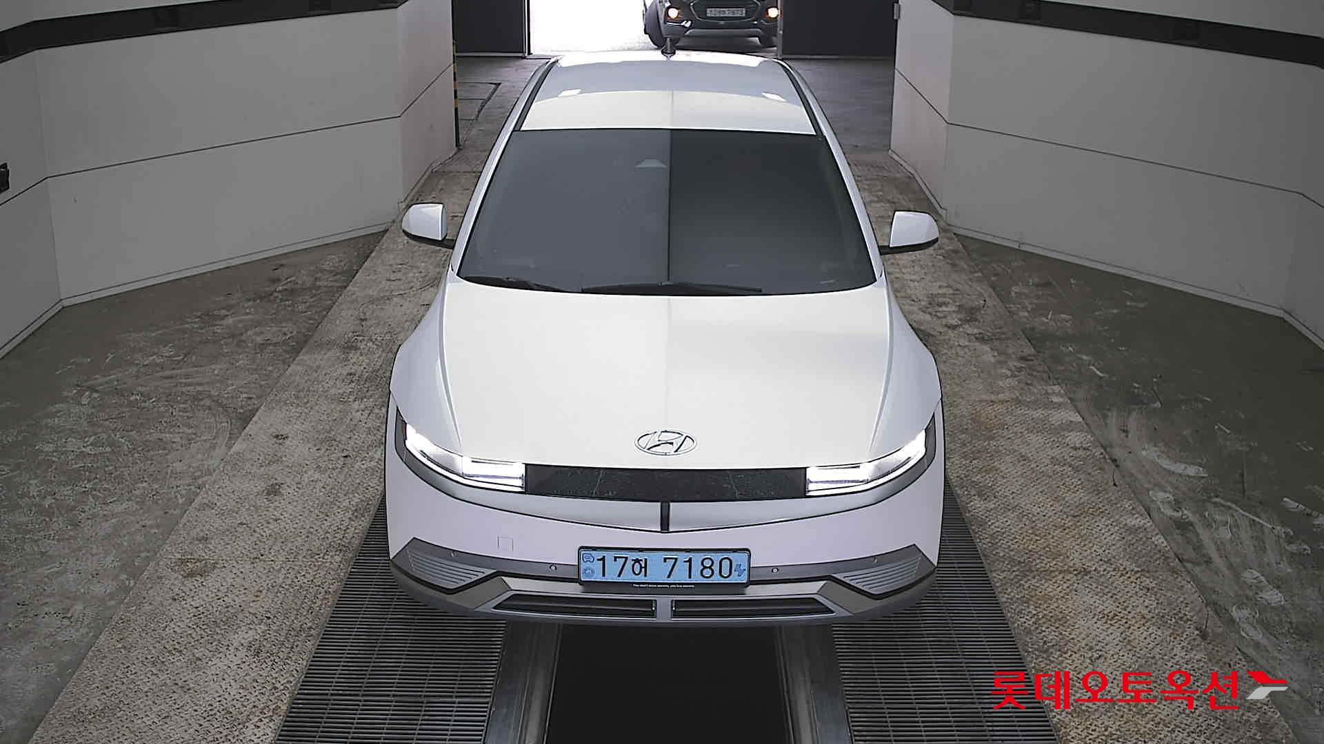 هيونداي أيونيك