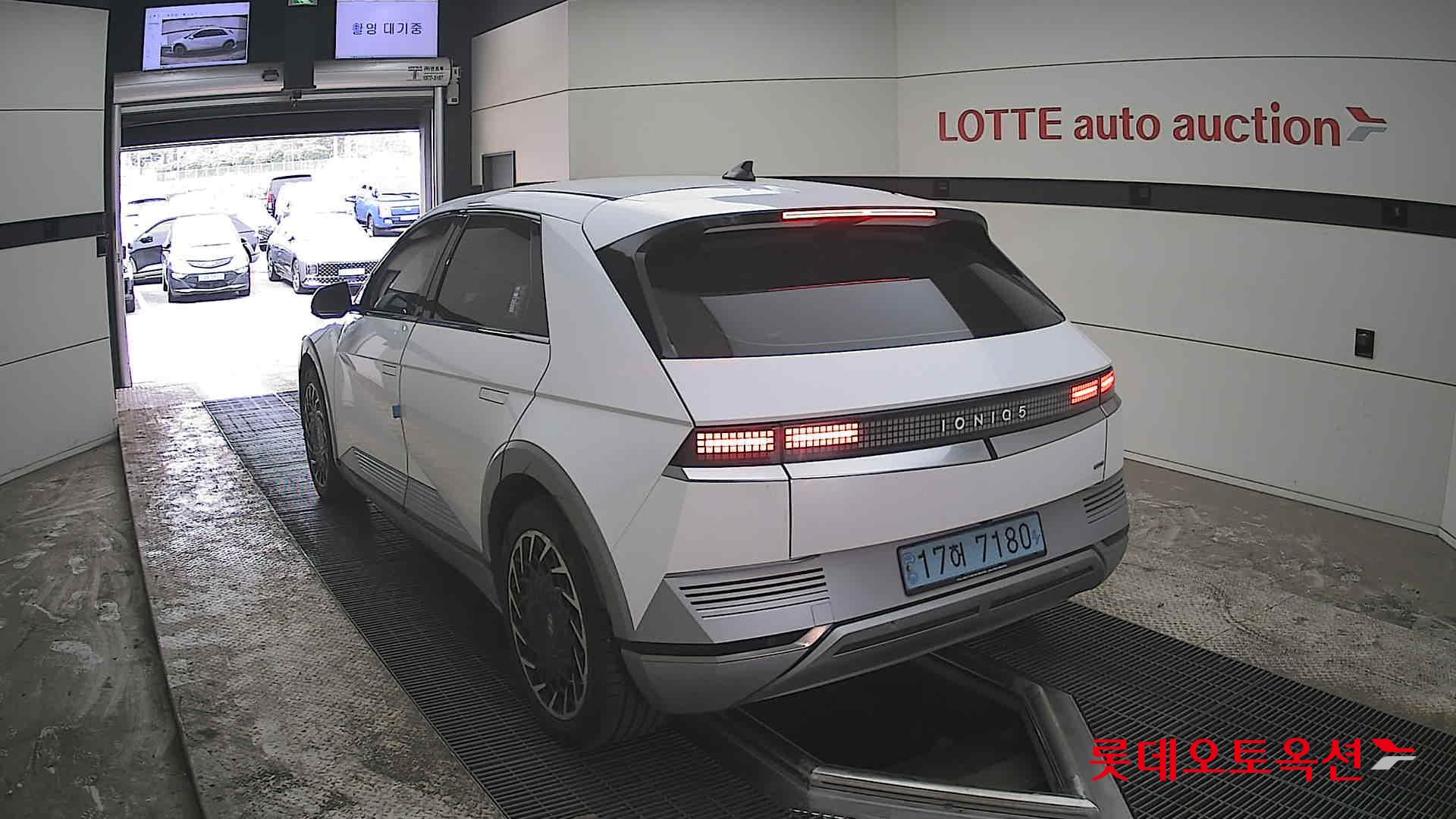 هيونداي أيونيك