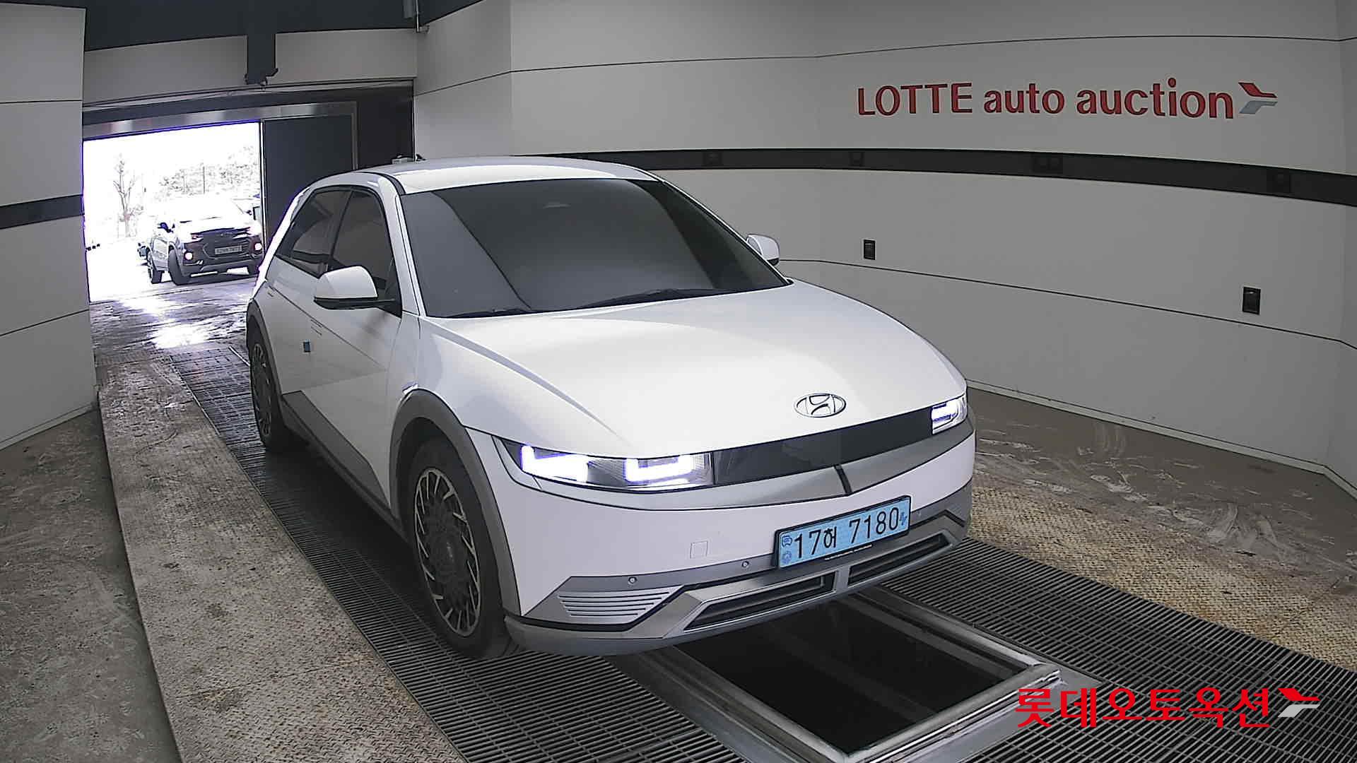 هيونداي أيونيك