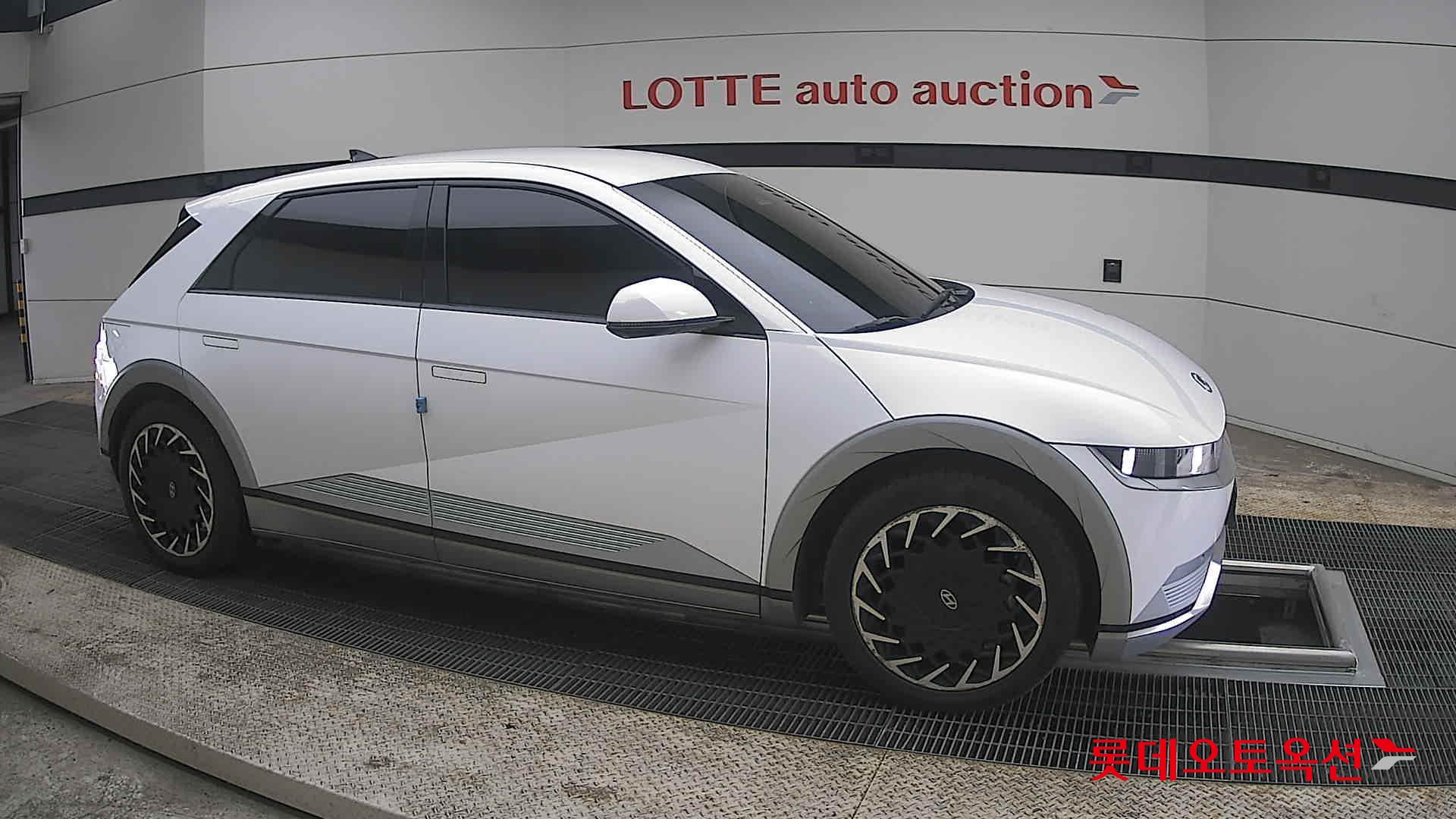 هيونداي أيونيك