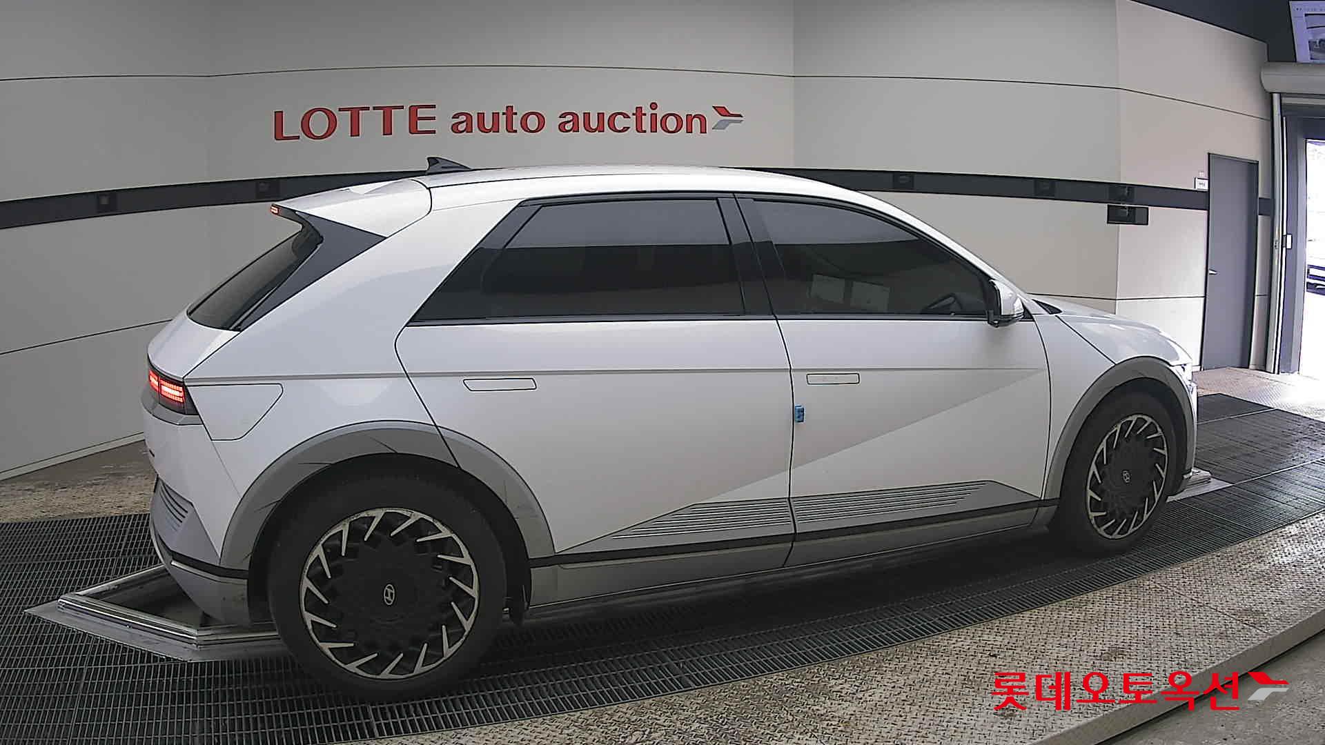 هيونداي أيونيك