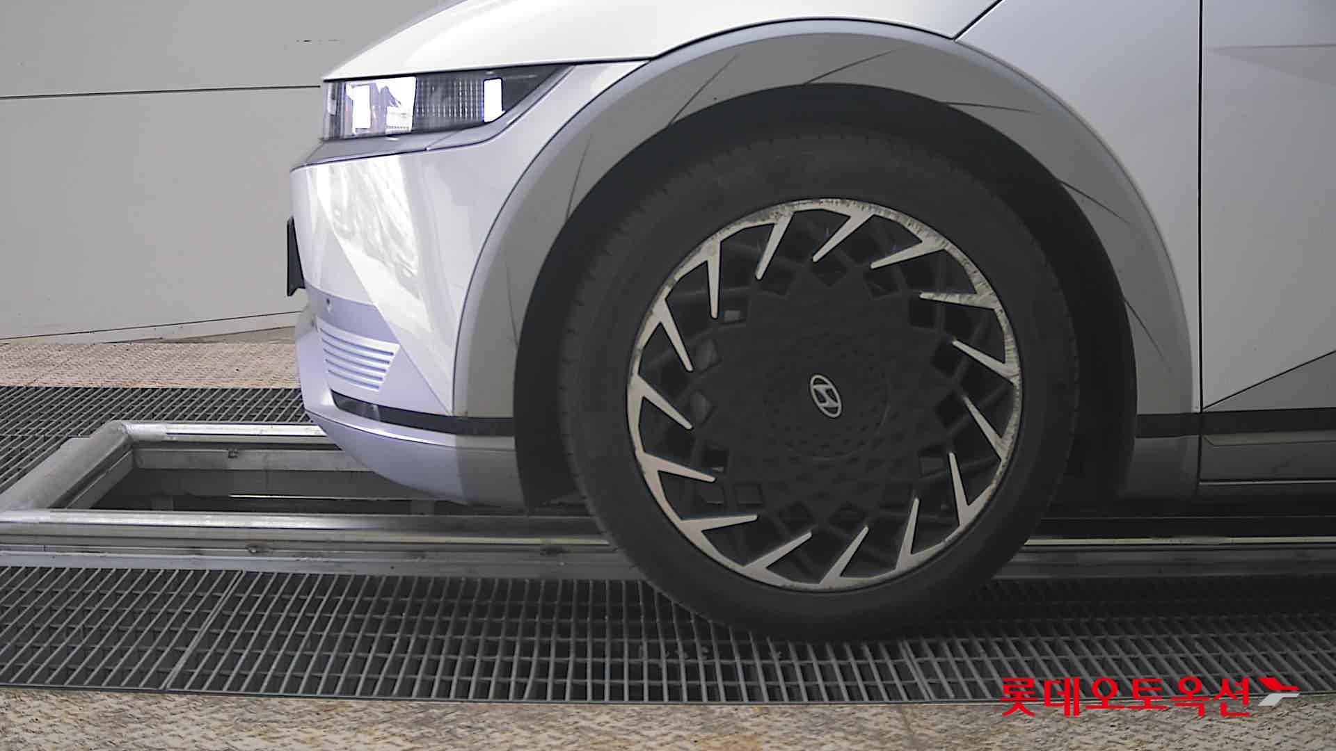 هيونداي أيونيك