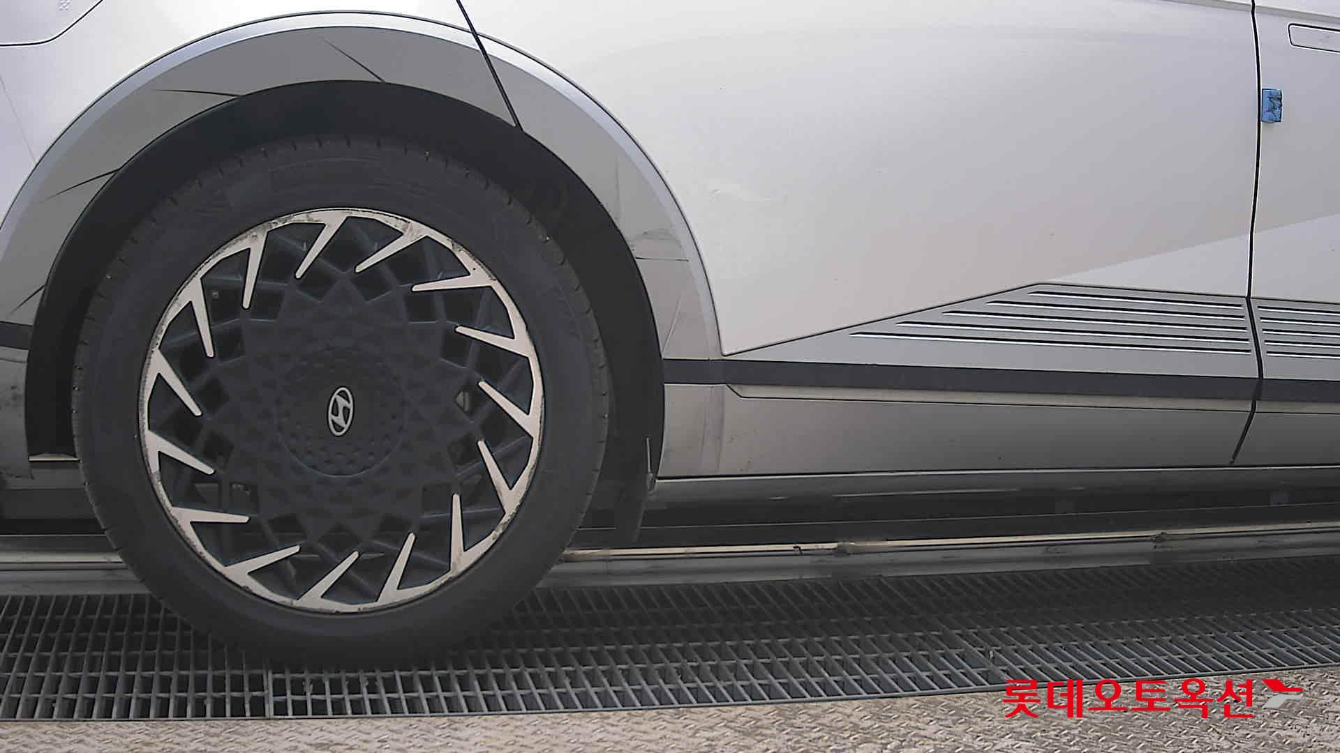 هيونداي أيونيك