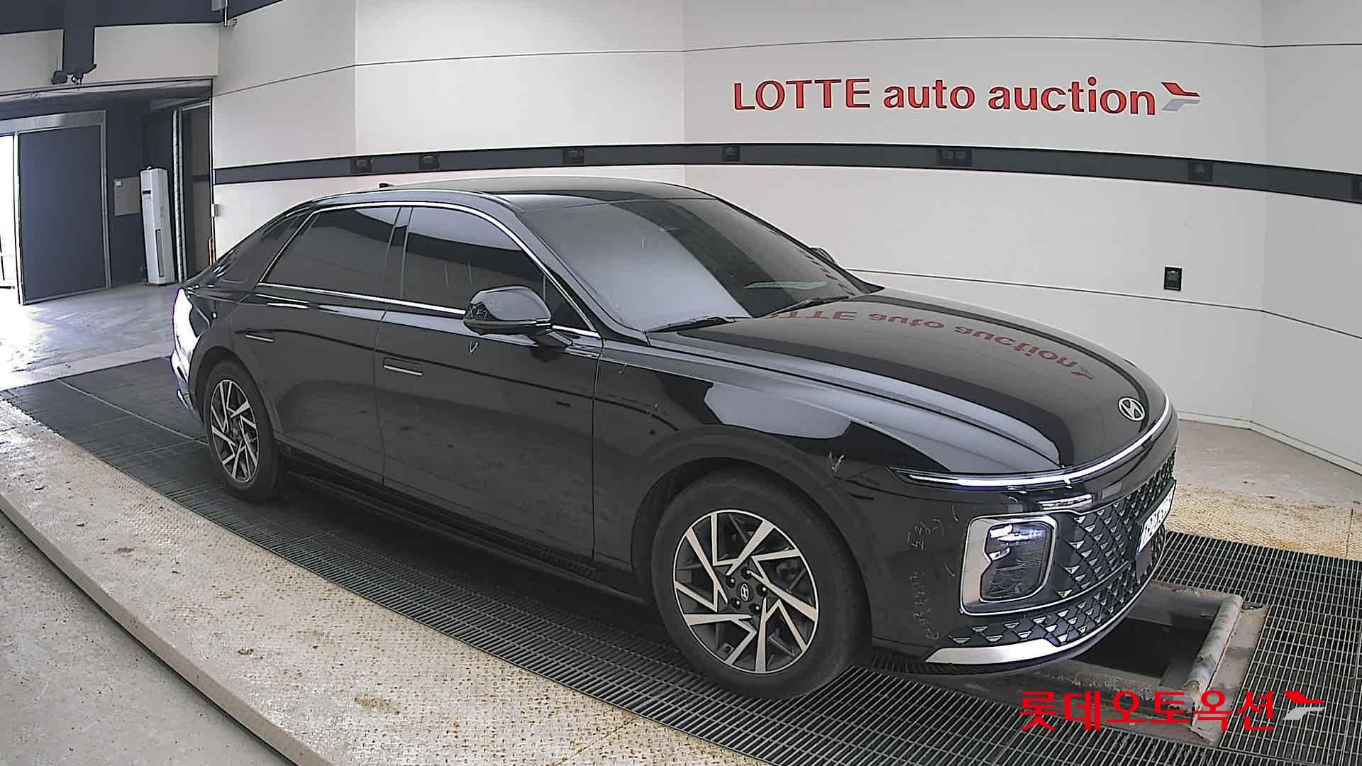 هيونداي أزيرا