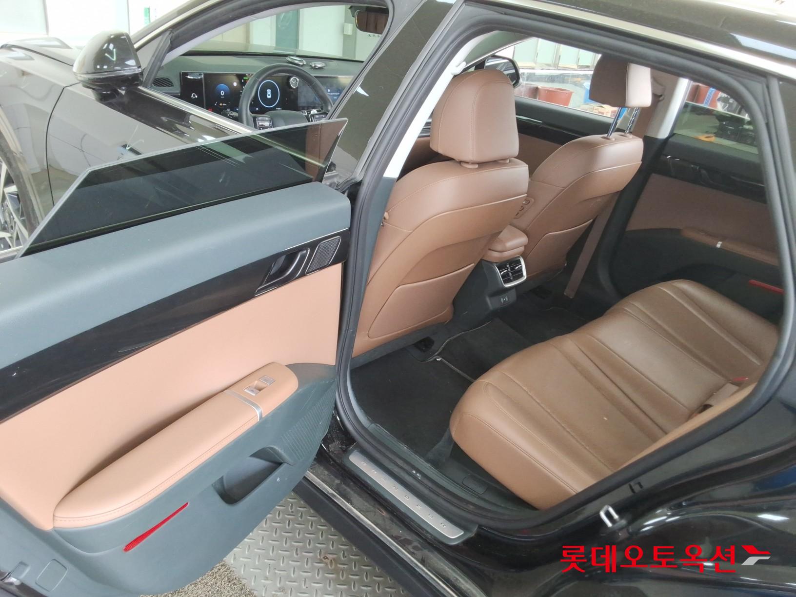 هيونداي أزيرا