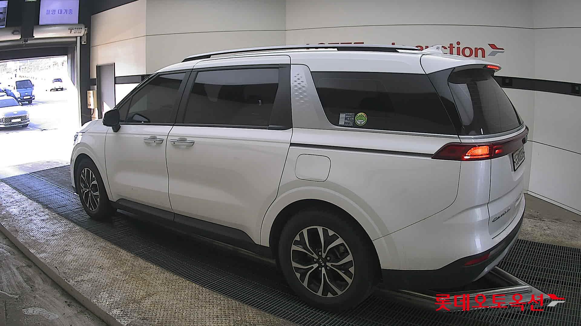 كيا كارنفال