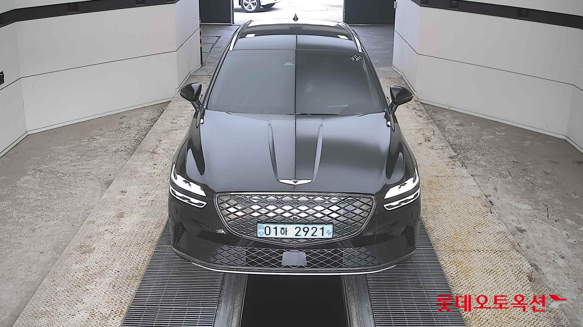 جينيسيس إيلكتريفايد GV70