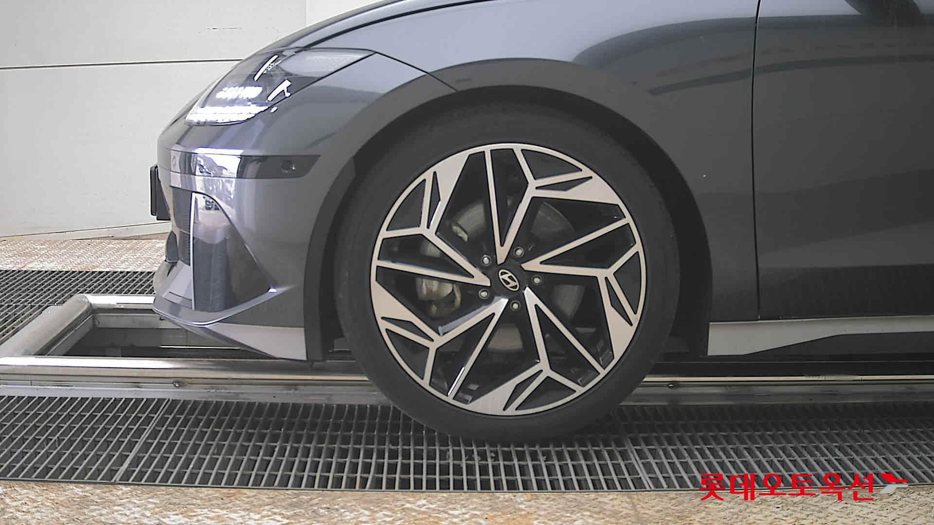 هيونداي أيونيك