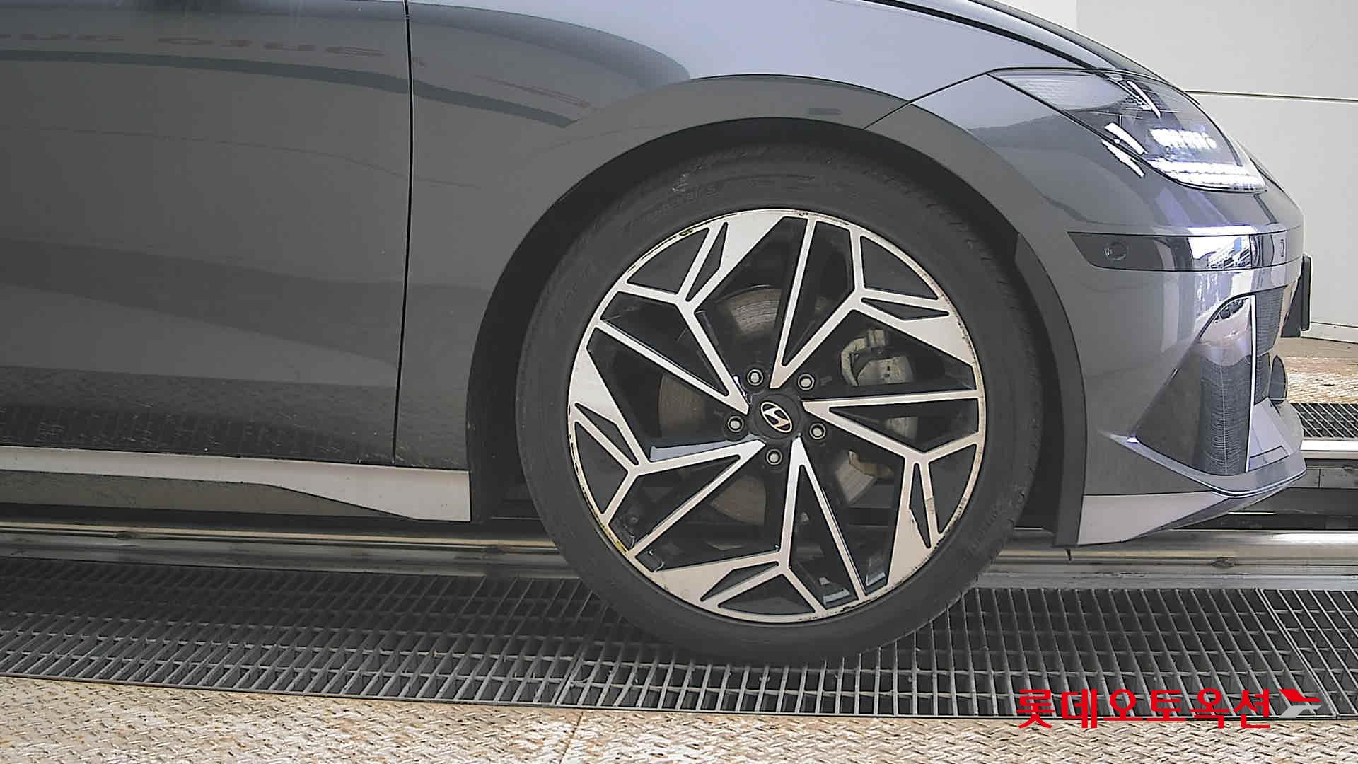 هيونداي أيونيك