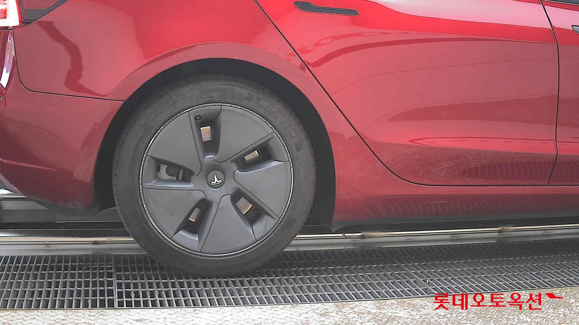 Tesla Model 3 Long Range id 3875663 из Кореи 37