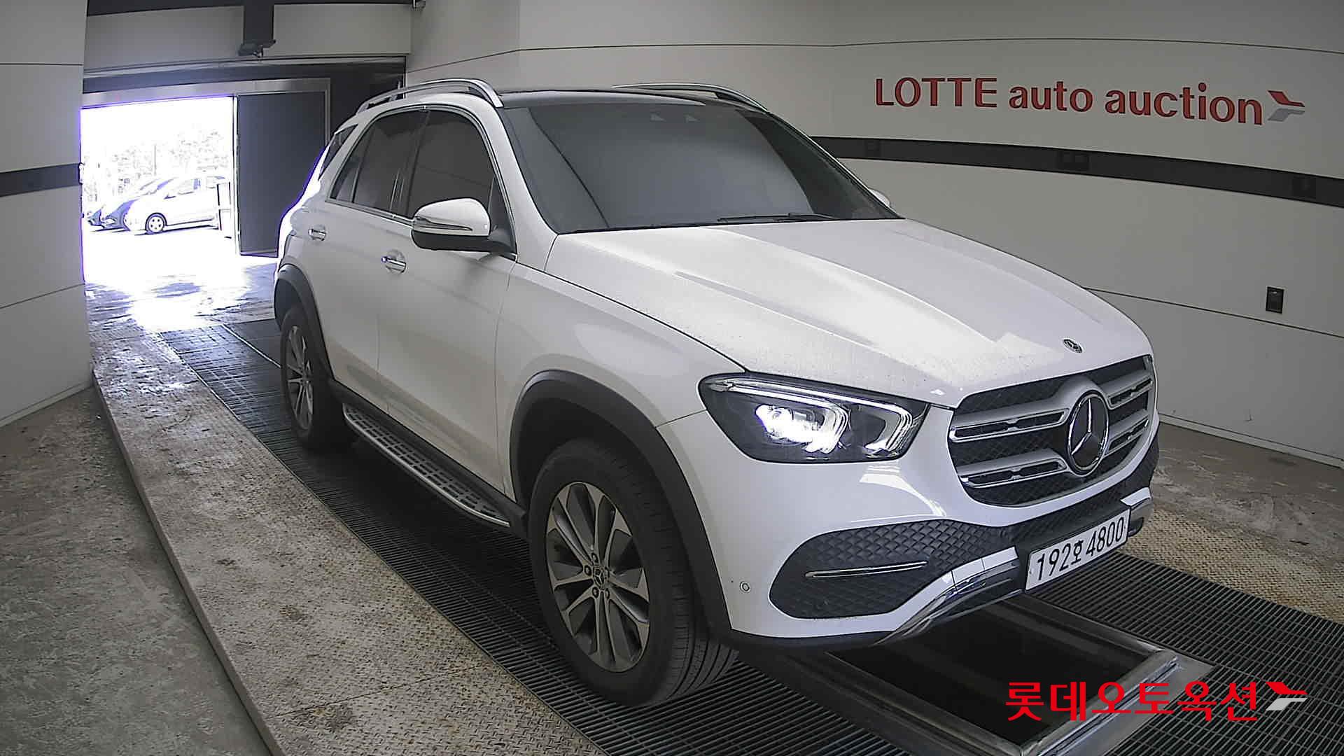 مرسيدس بنز GLE - 6