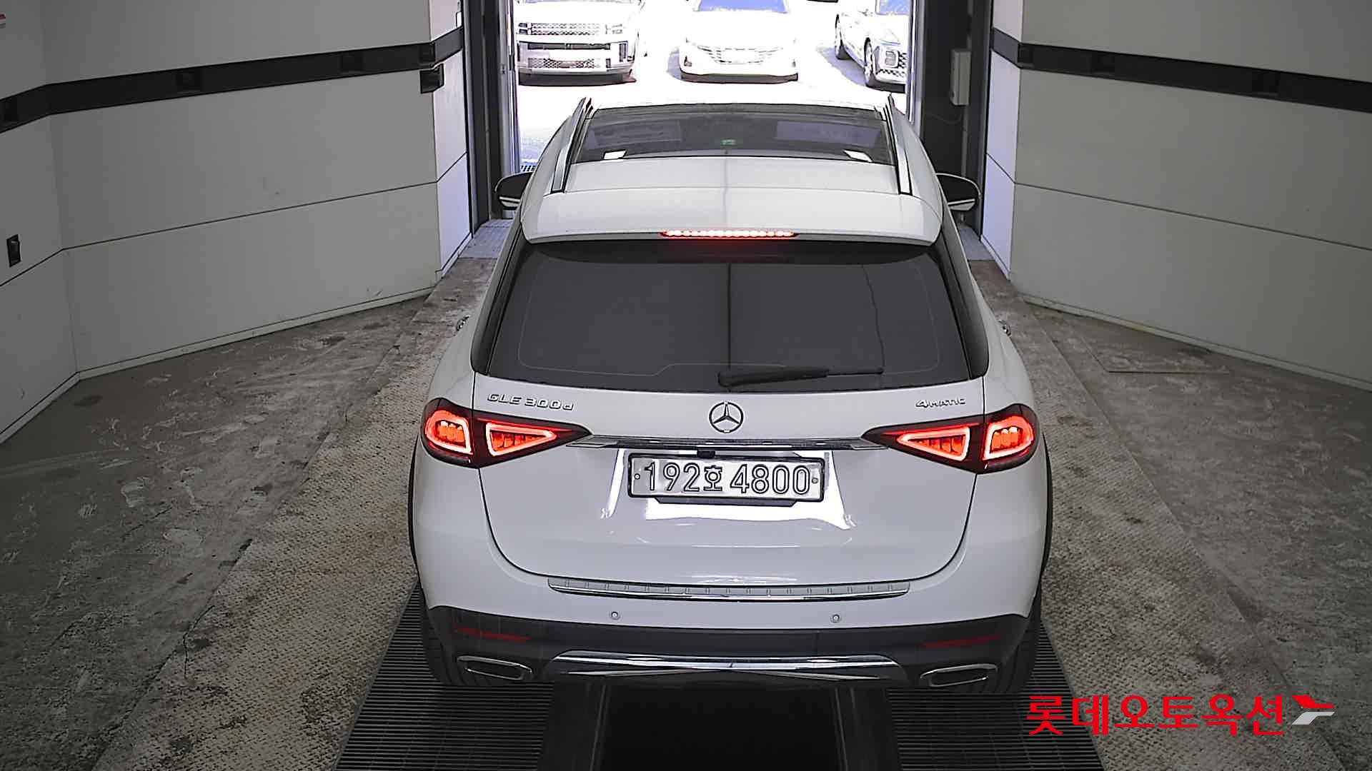 مرسيدس بنز GLE - 17
