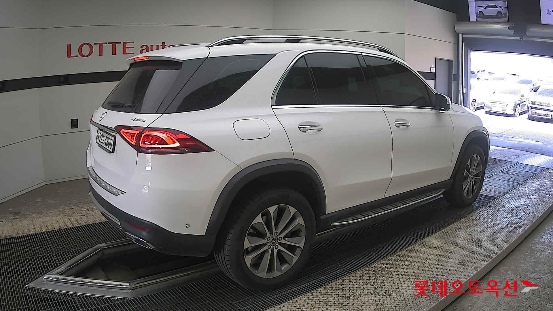 مرسيدس بنز GLE - 19