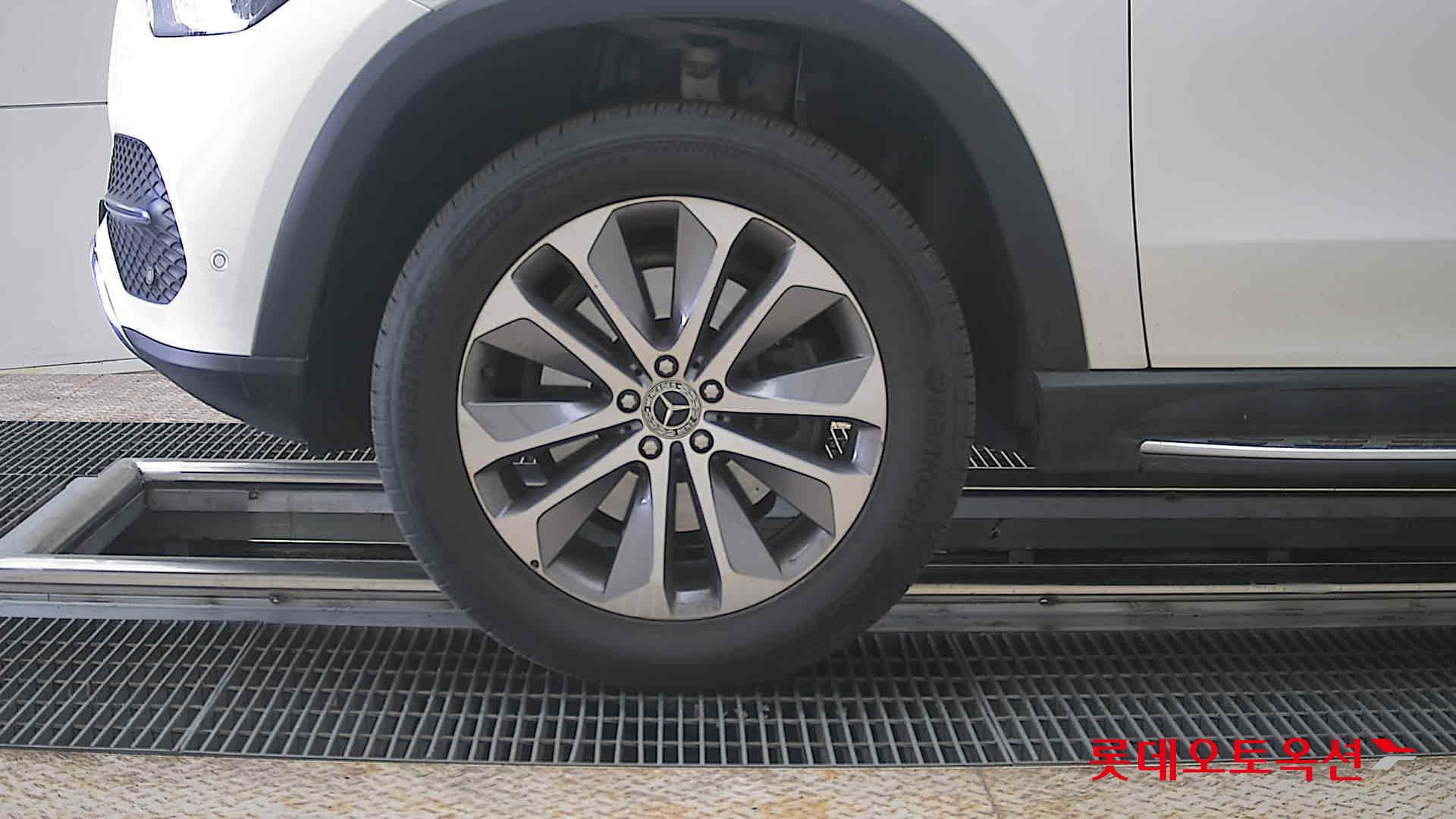 مرسيدس بنز GLE - 25