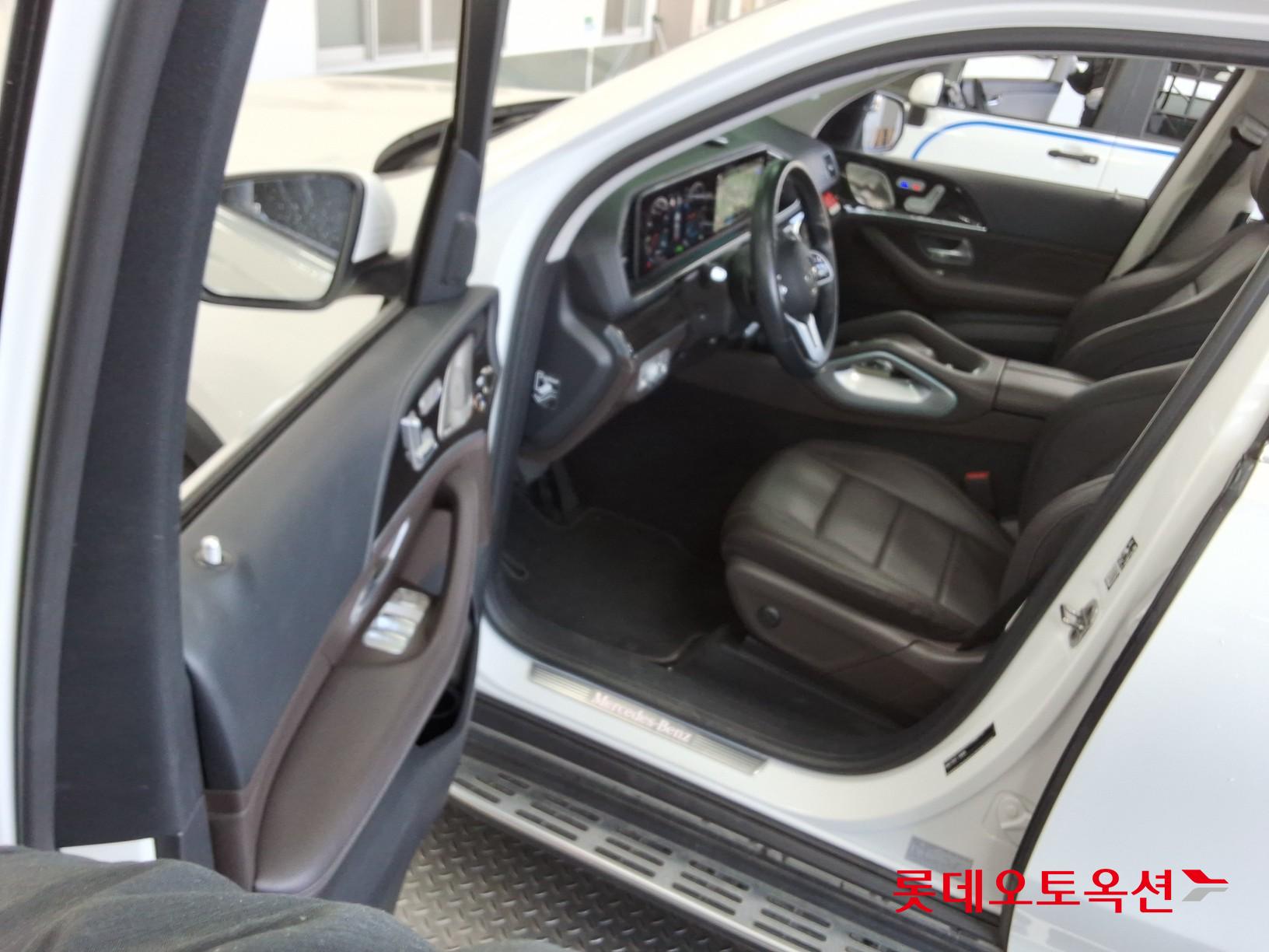 مرسيدس بنز GLE - 37