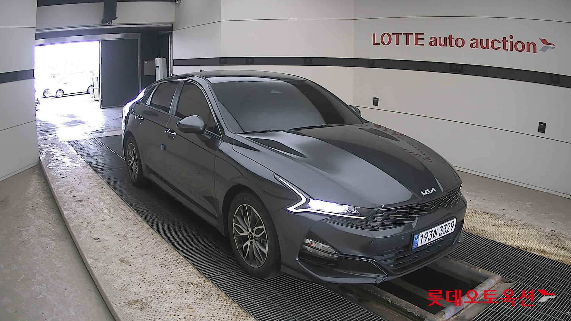 Kia K5 2022 Interstellagray из Кореи, фото 2