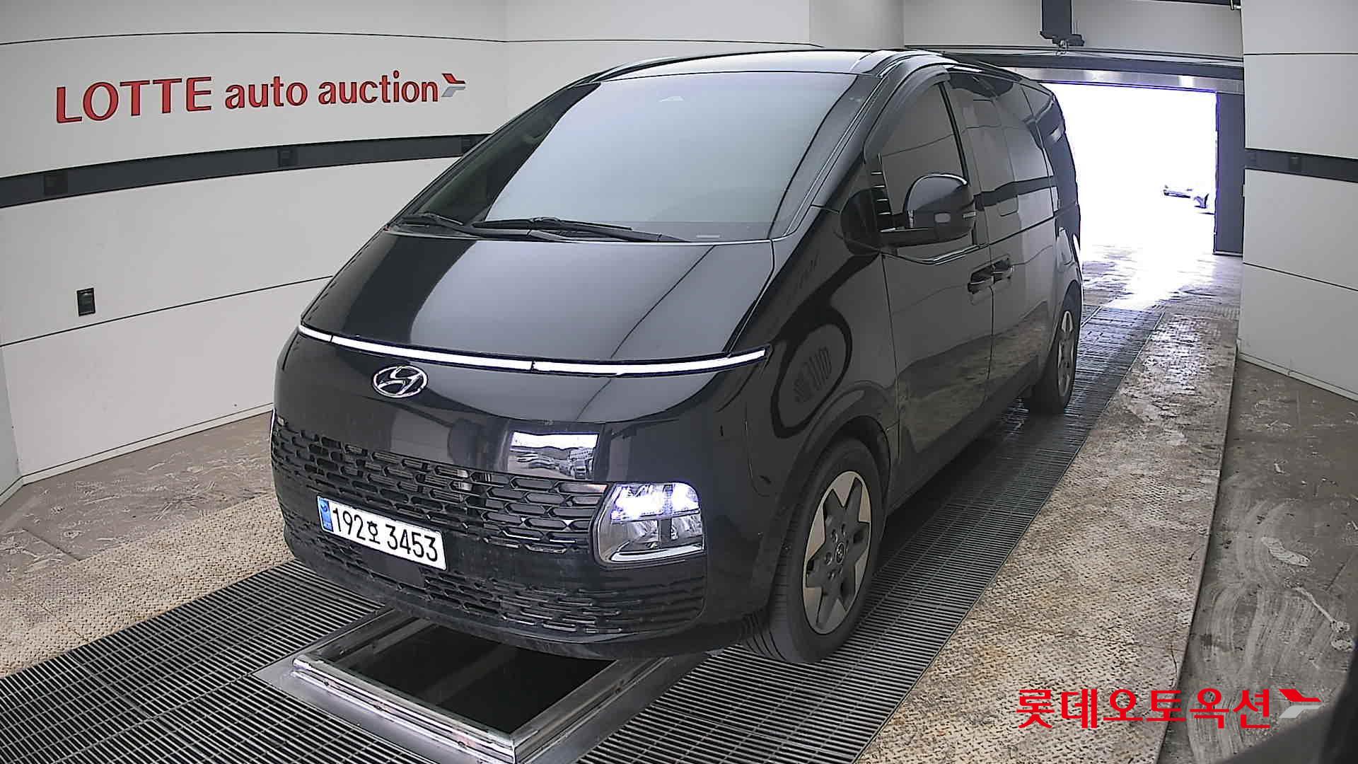 هيونداي ستاريا