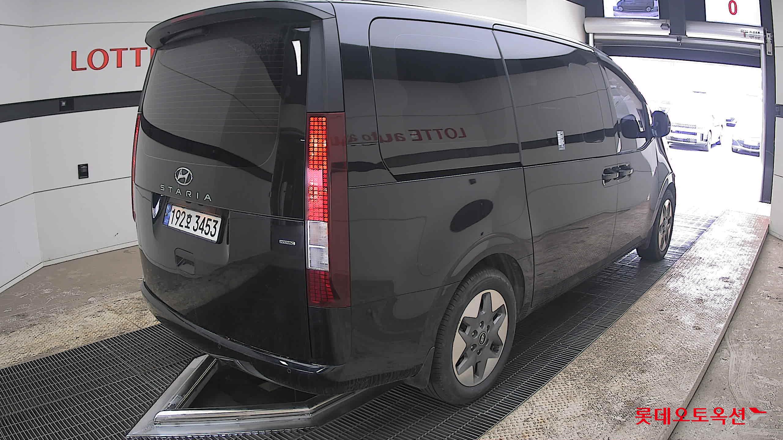 هيونداي ستاريا